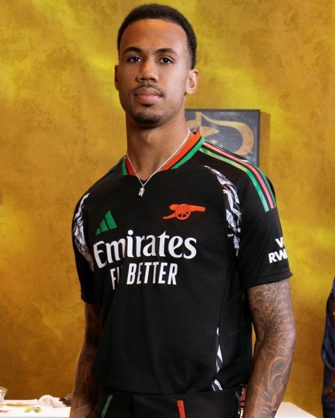 新品タグ付き　 Arsenal LABRUM ユニフォーム DID YOU MISS THIS? -> Arsenal x Labrum London Collab Arsenal's 24