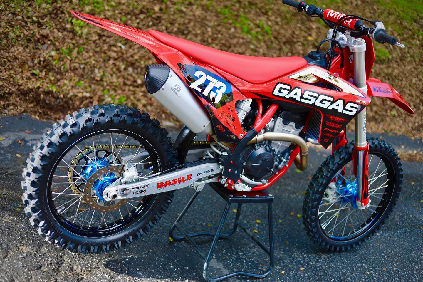 Elusive Graphics | Monterey CA