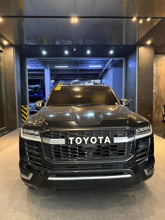 Toyota Land Cruiser 300 ZX for sale