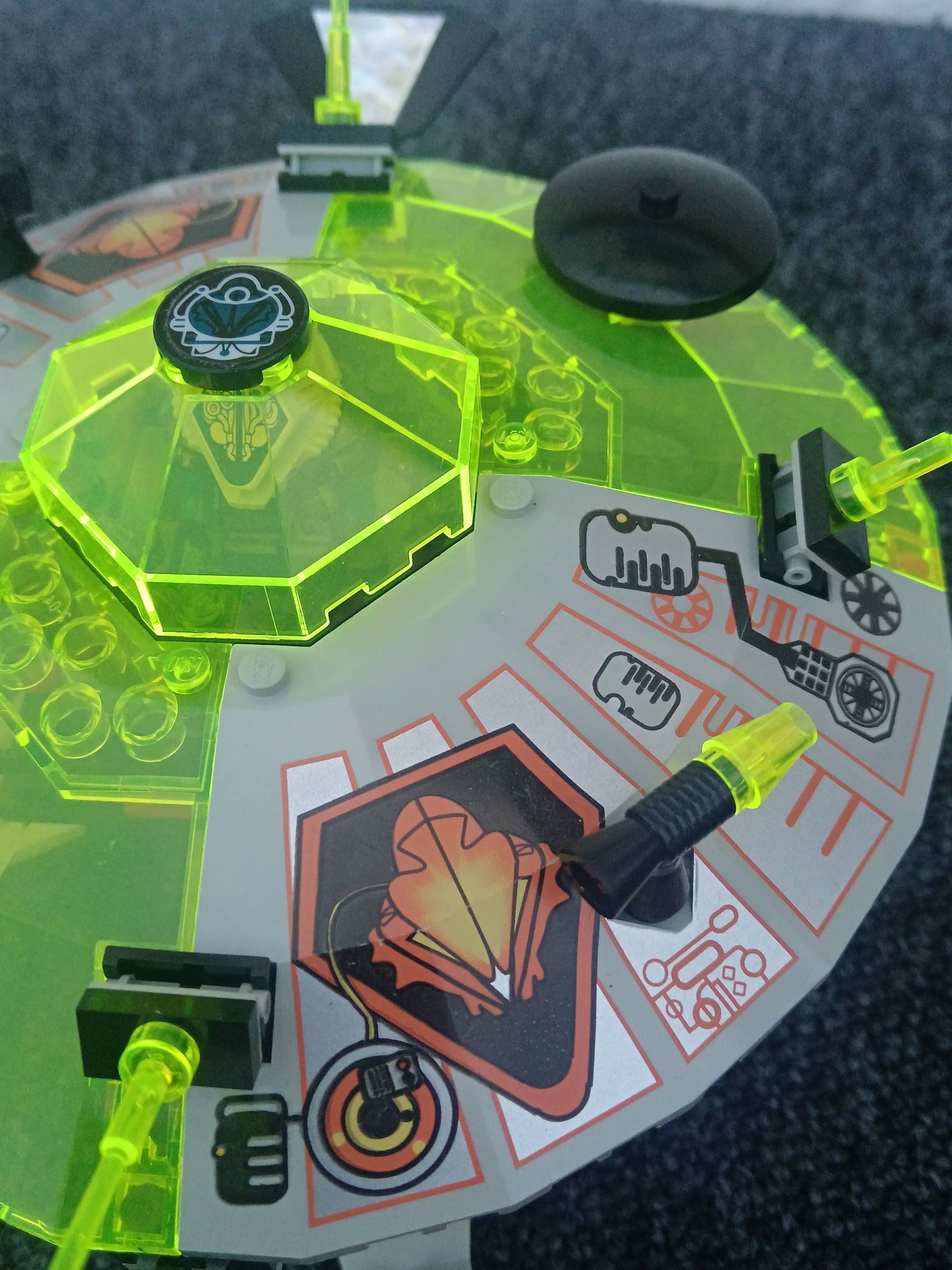 6900 Cyber Saucer(1997)