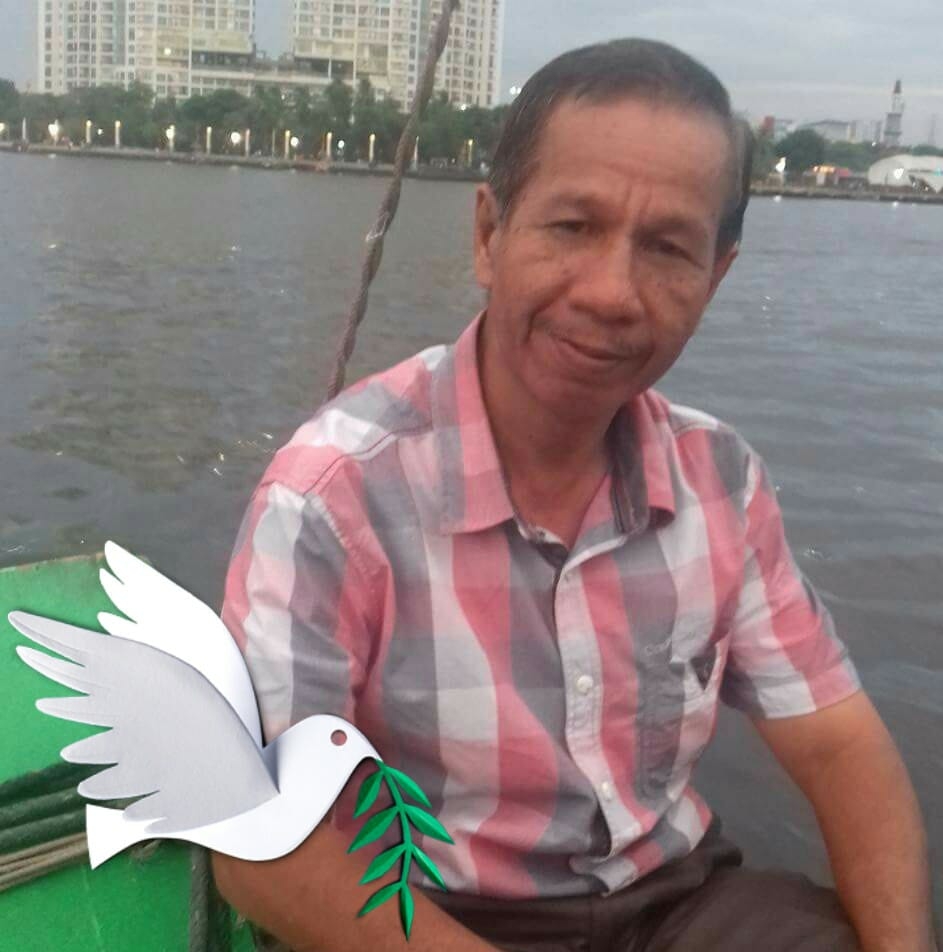 Utamakan keselamatan berlalu lintas. Pastikan kendaraan dalam keadaan ...
