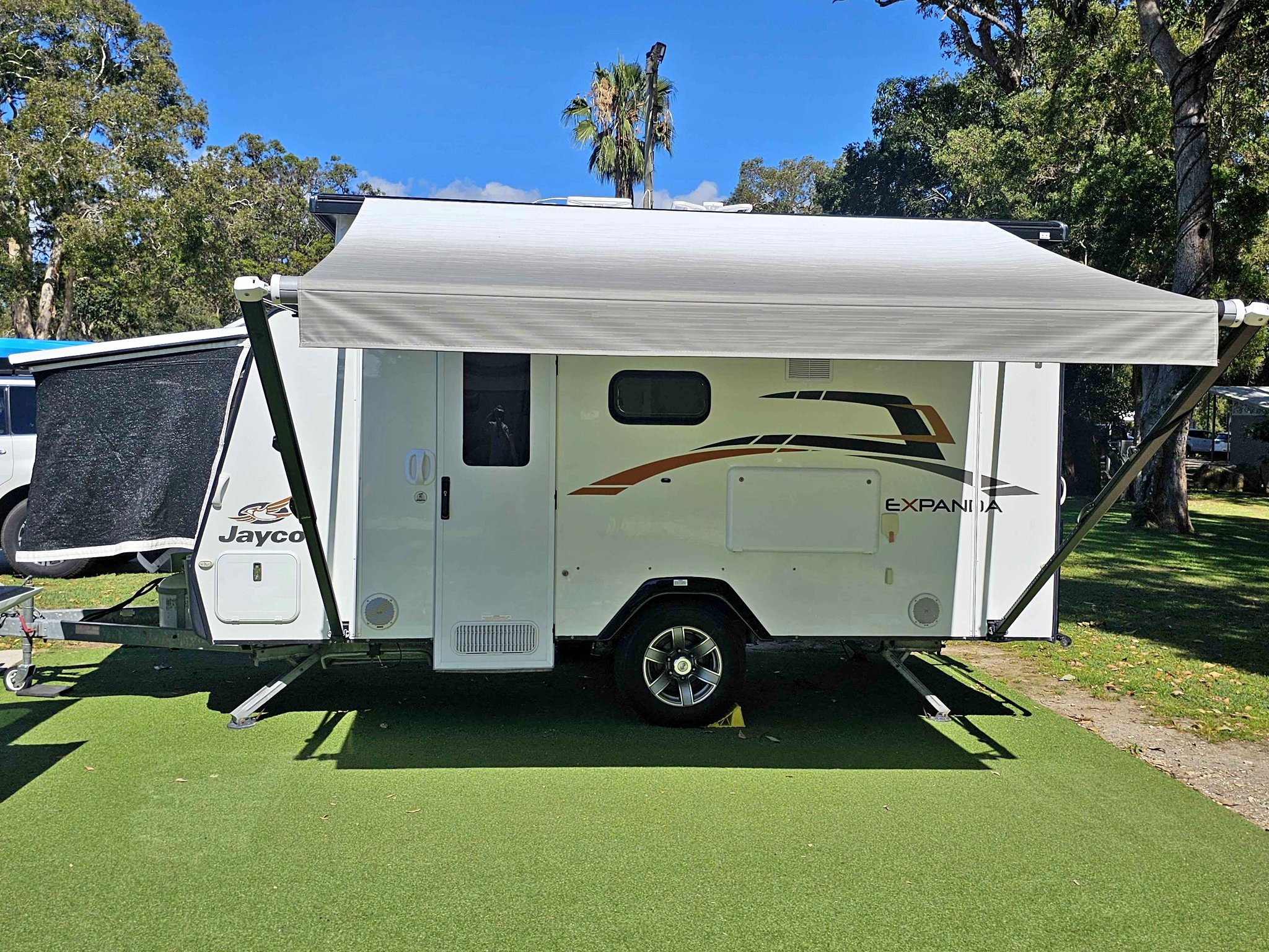 2015 Jayco expanda