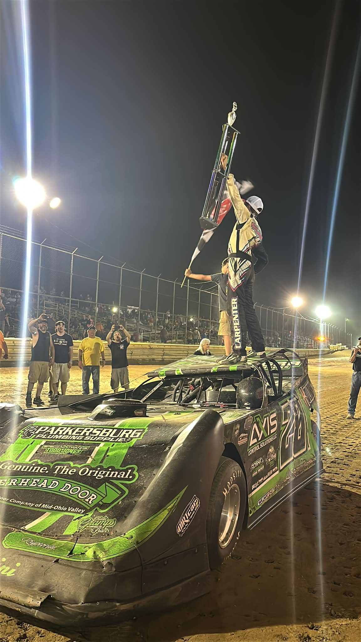 Tyler Carpenter wins $3,500 at Elkins Speedway
