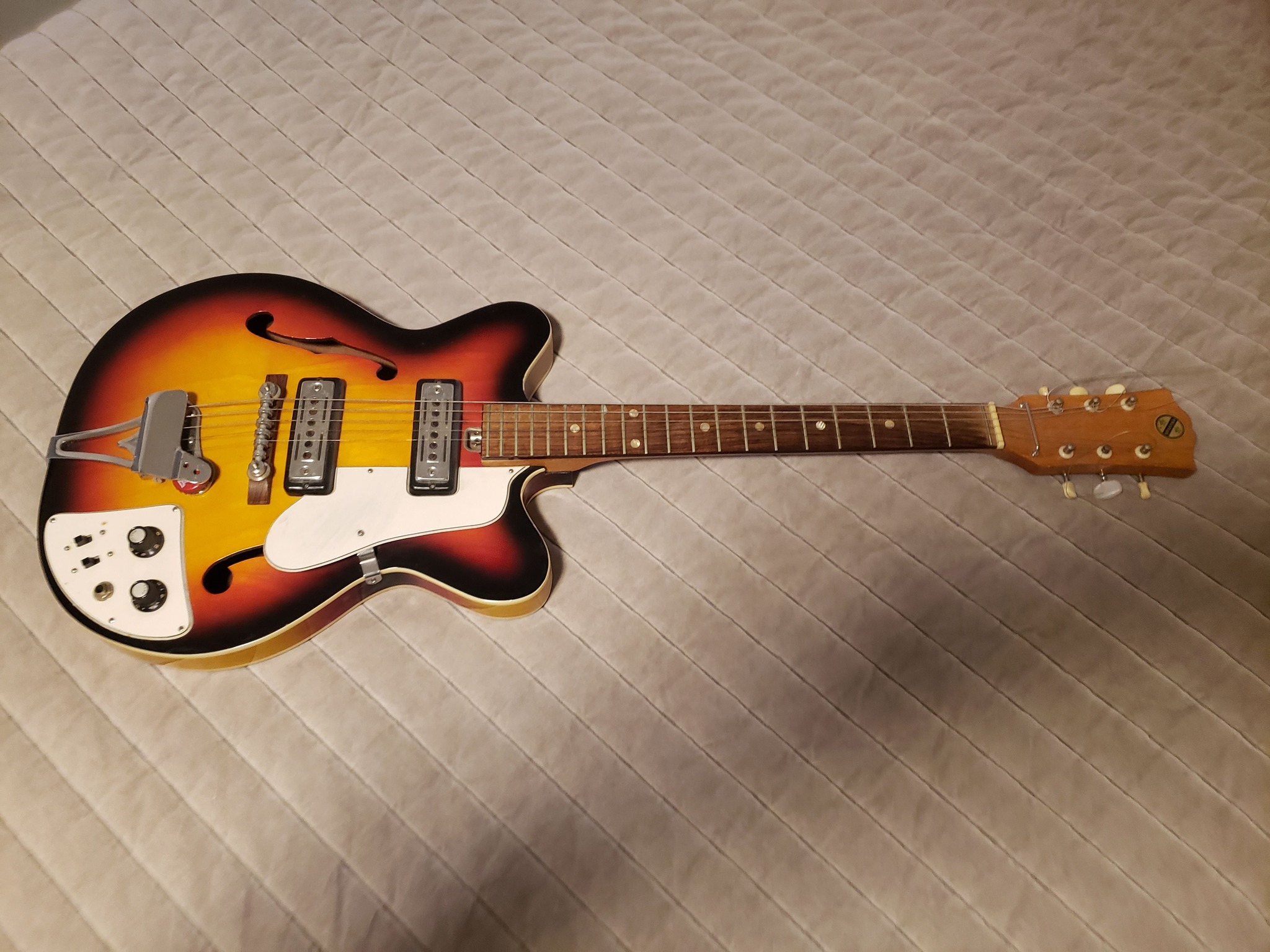 Teisco Crown Professional guitar assembly check