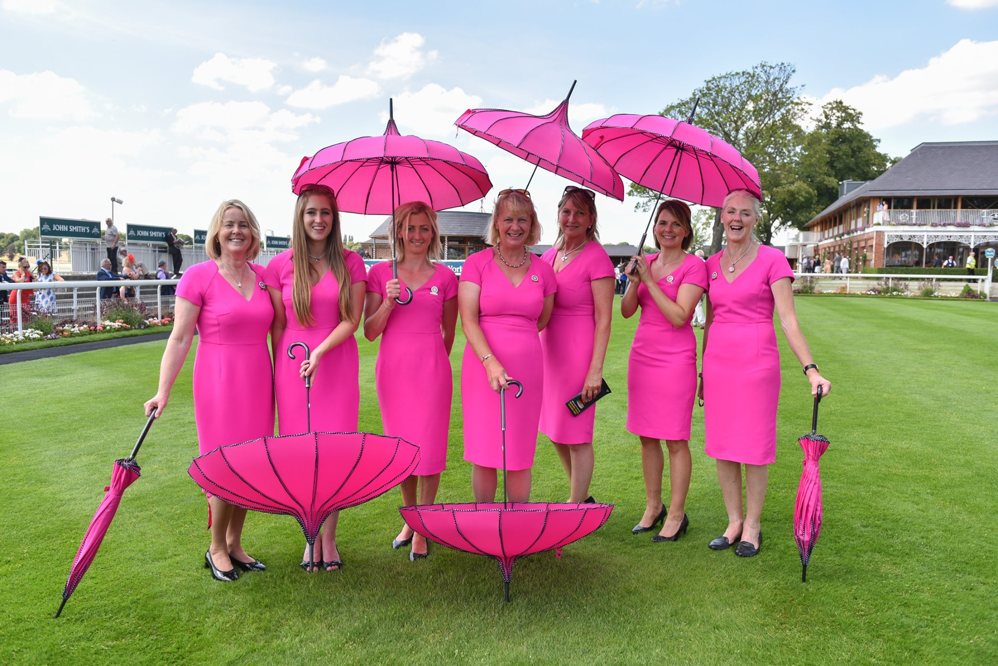 York Races - SUMMER'S ARRIVED! - How best to enjoy tomorrow's weather ...