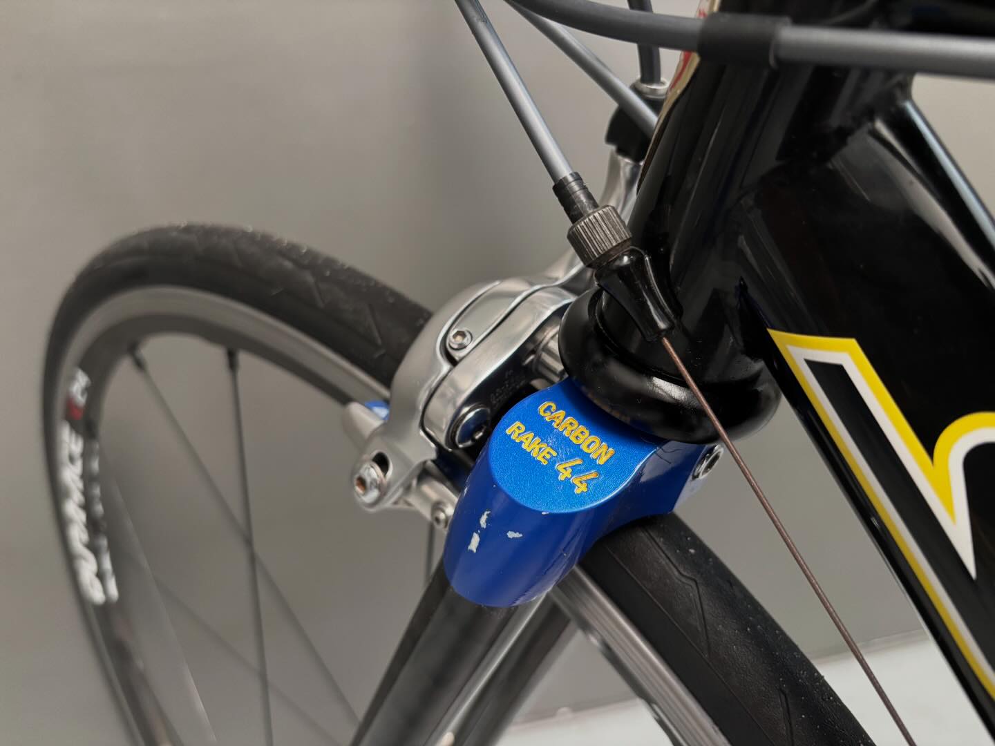 Scapin build with DuraAce 7800 Columbus Nemo and wind up forks