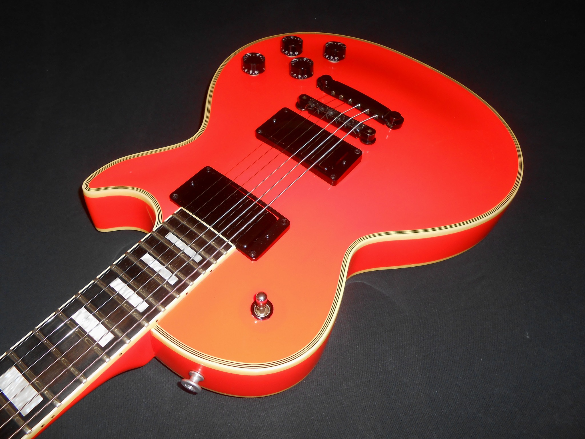 ESP Edwards E-LP-85CD Les Paul Custom - Neon orange.