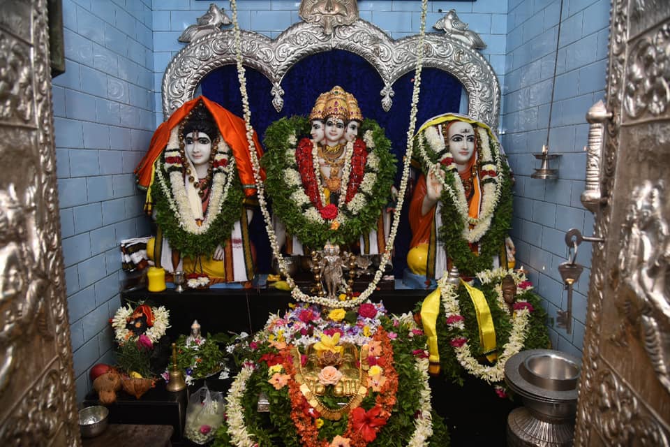 SriPada Rajam Sharanam Prapadhye..!... - SriPada Sri Vallabha