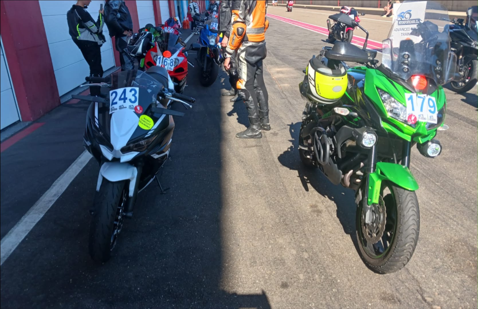 Ninja 650 brake cooling ducts for track use?