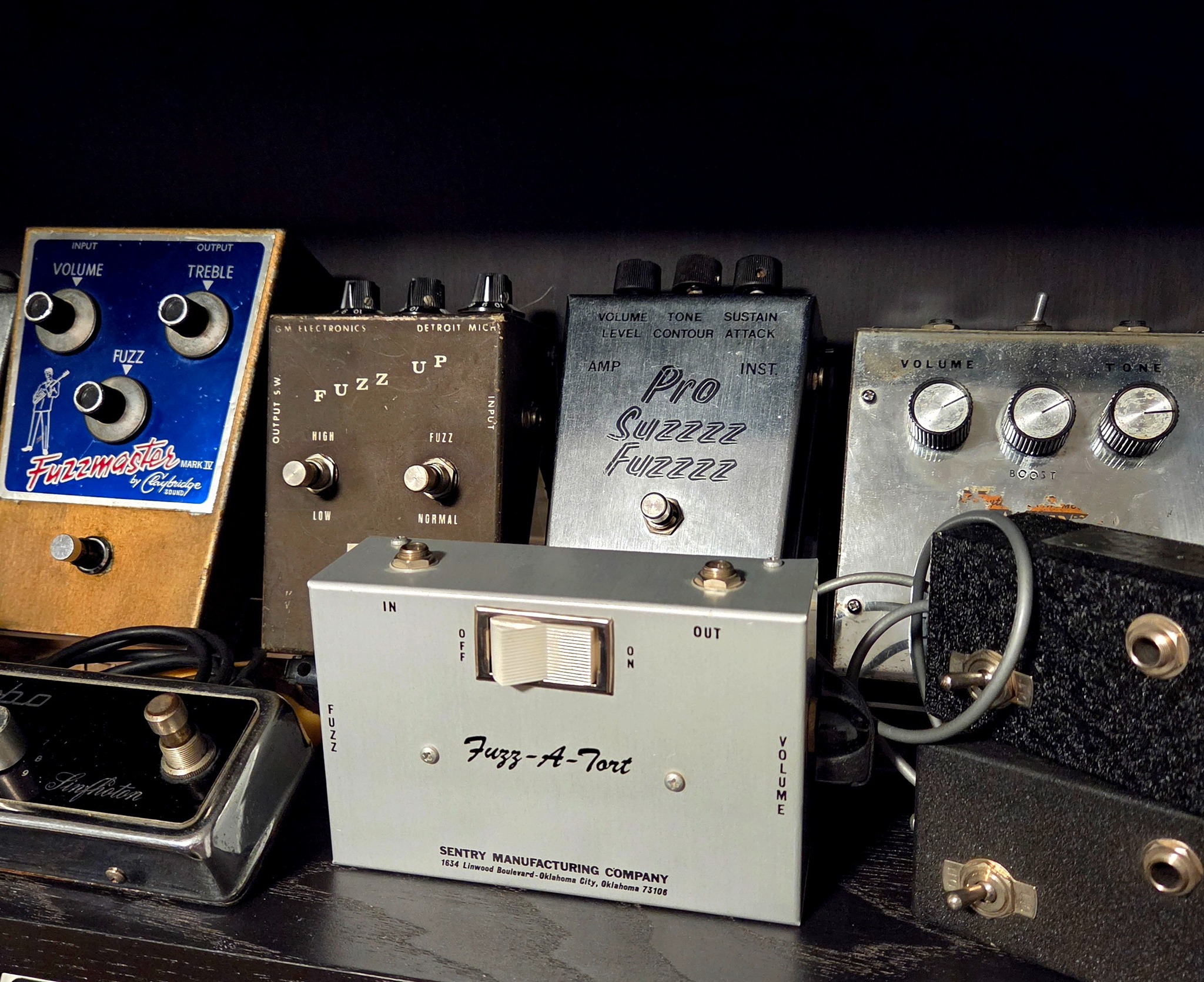 Does anyone know anything about a Rosac NU FUZZ ? It is really old