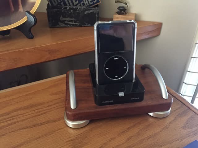 iPod Video with iSkin Evo3 case