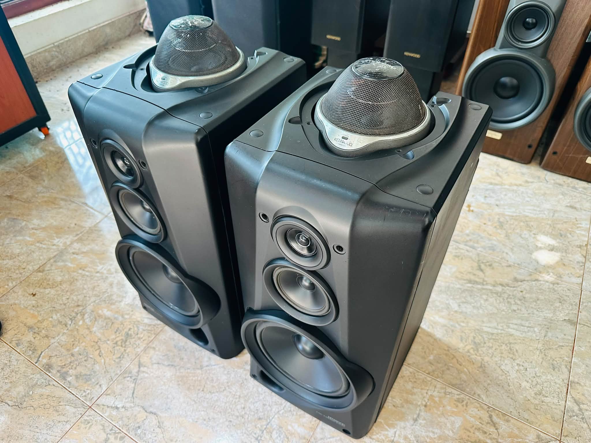 Kenwood S-68 speaker system for sale in Minuwangoda, Western Province