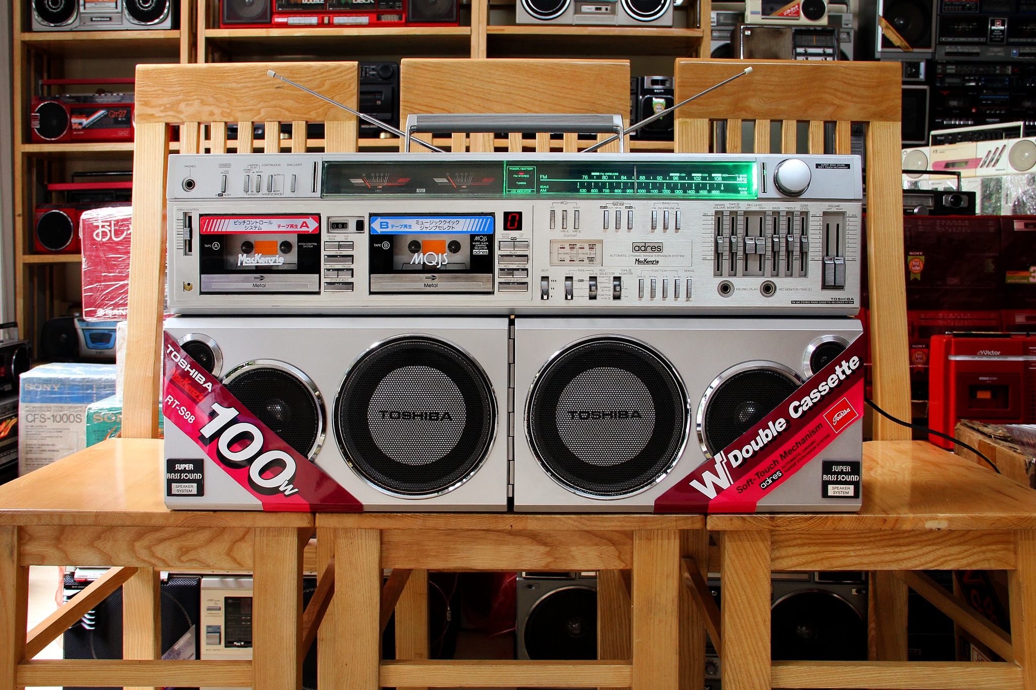 Toshiba RT-S98 a Great Boombox SN ILEEL ਸ GECO TIAR /熱をセオスト