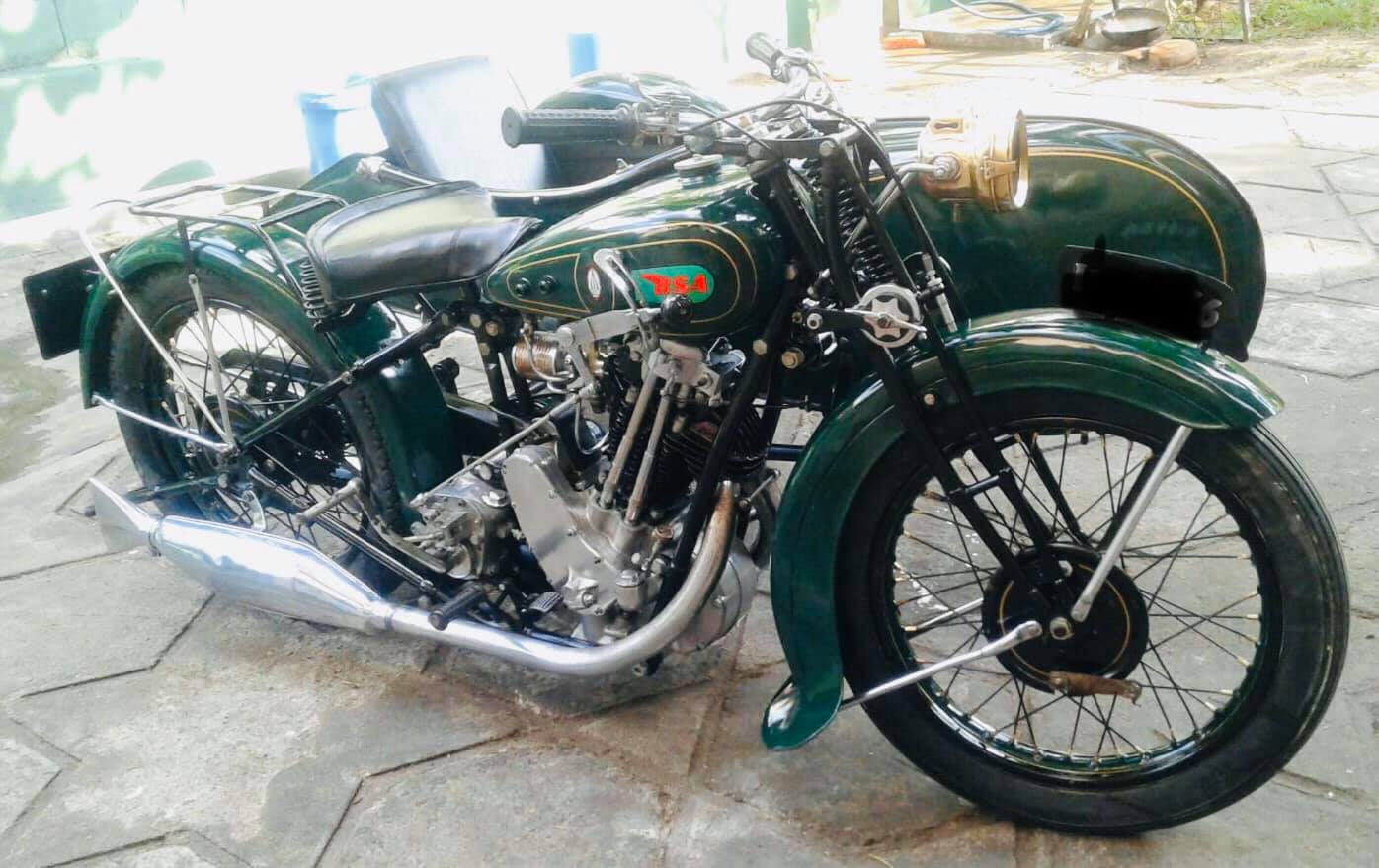 Raedy for the roads… BSA S29 500cc ohv twin port sloper 1929. More