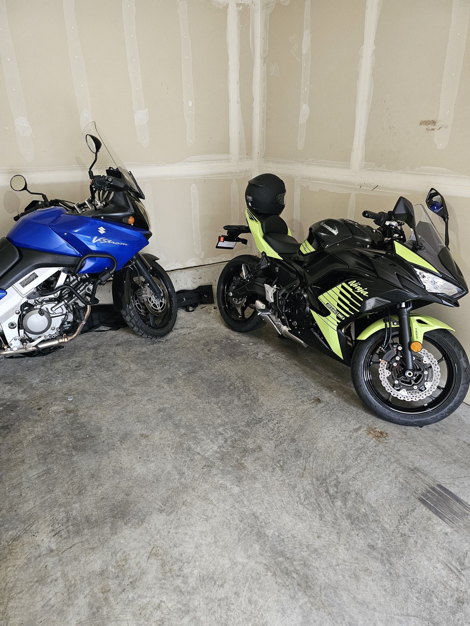 Introduction and love for Kawasaki Ninja 650