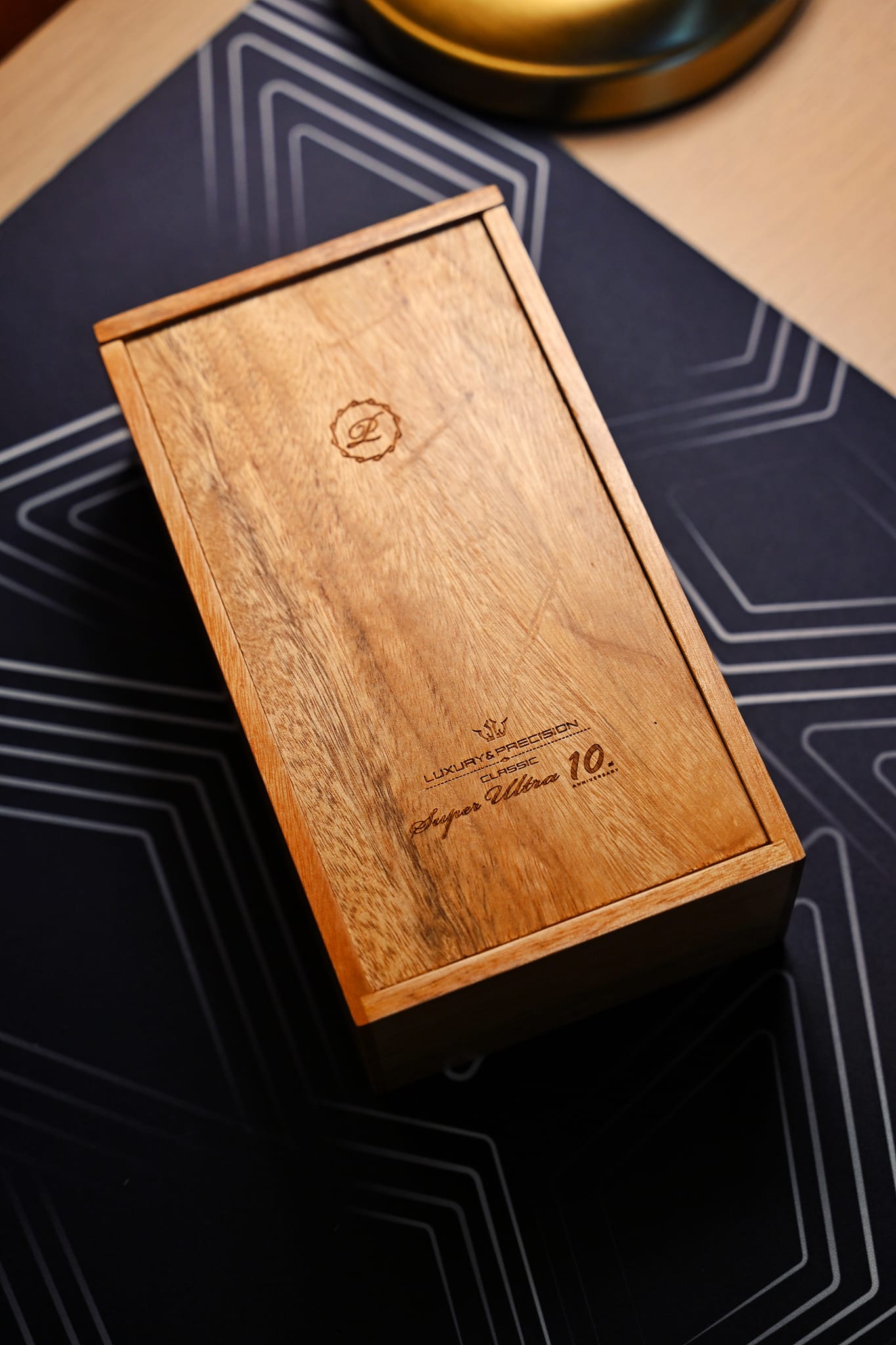 Luxury & Precision LP5 10th anniversary edition