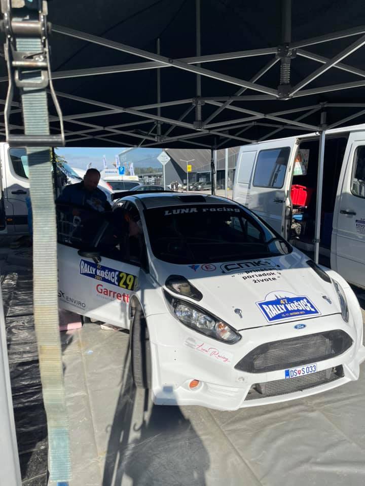LUNA racing