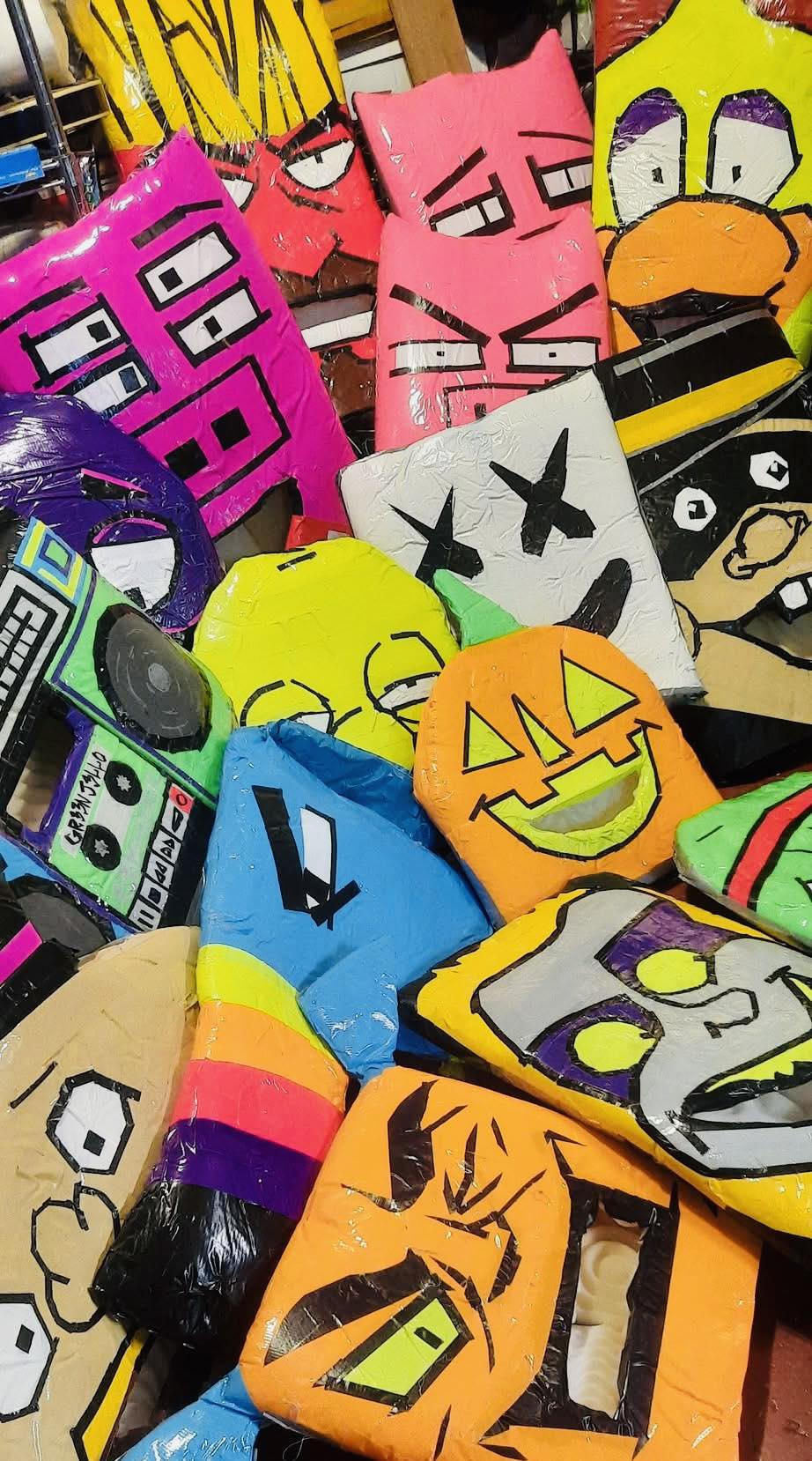 William - “NEW SET OF FRESHLY MADE PUNK ROCK PUPPETS FOR THE GREEN