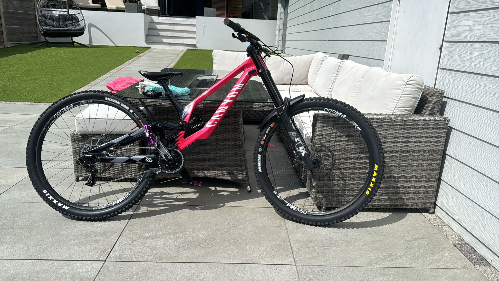2024 Canyon Sender mountain bike for sale