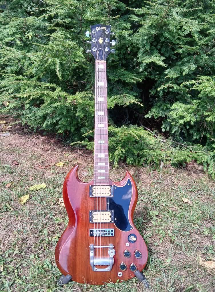 1973 Gibson SG with DiMarzio Super Distortion and Dual Sound pickups
