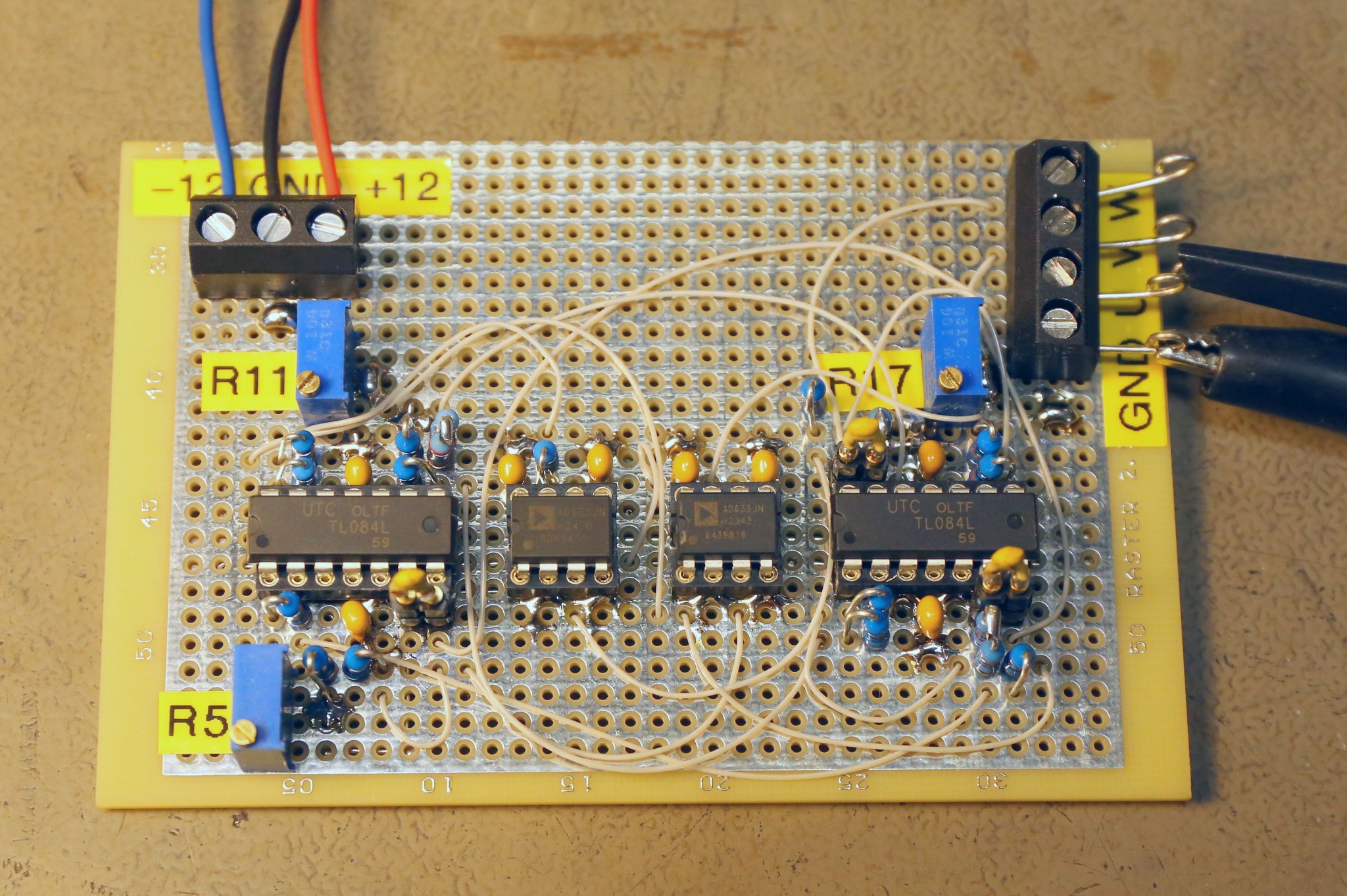 Troubleshooting synchronized chaotic oscillators circuit on THE