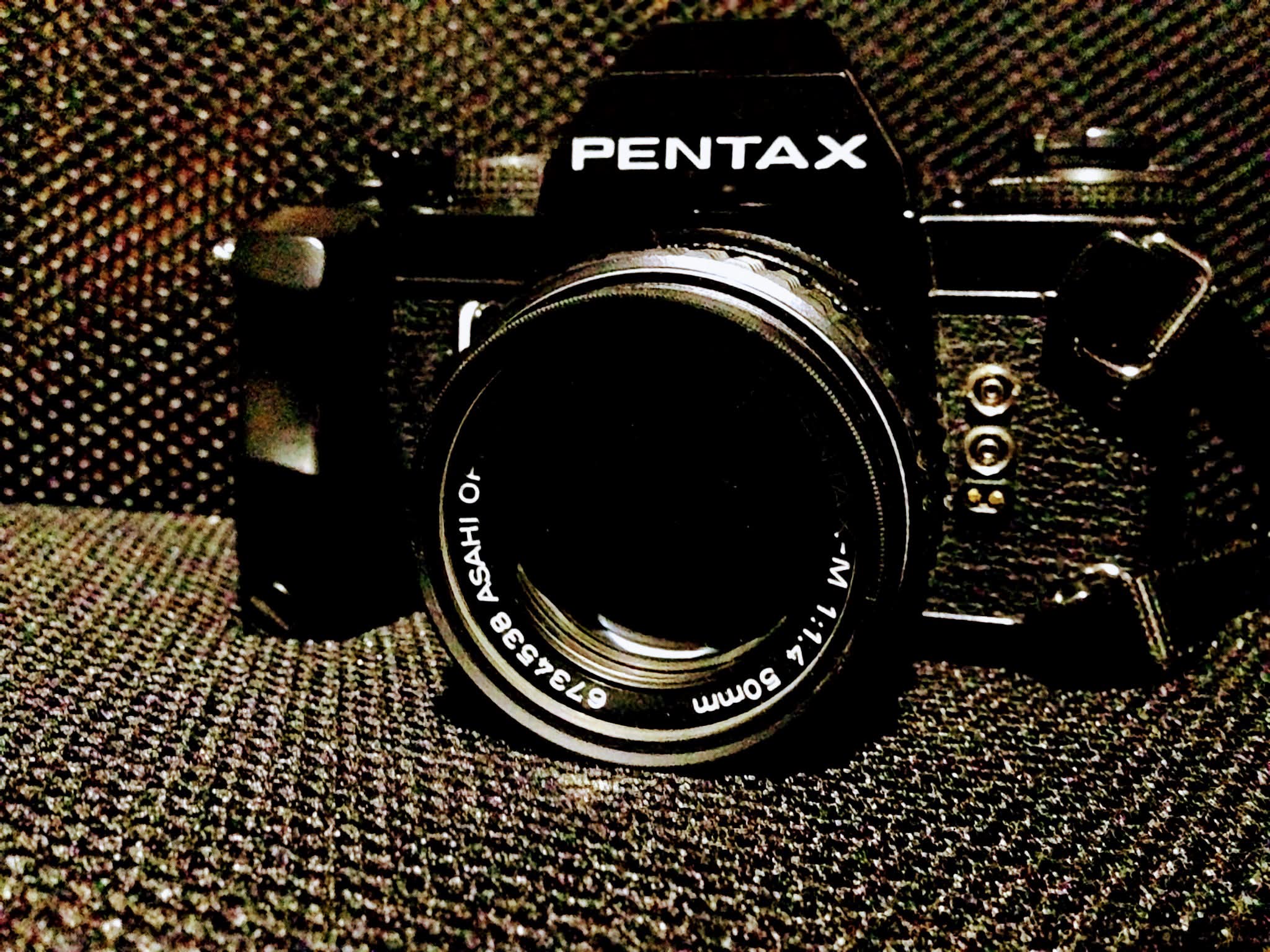 ミラーアップして直らないというジャンクの「Nikon FA」を2023年10月に