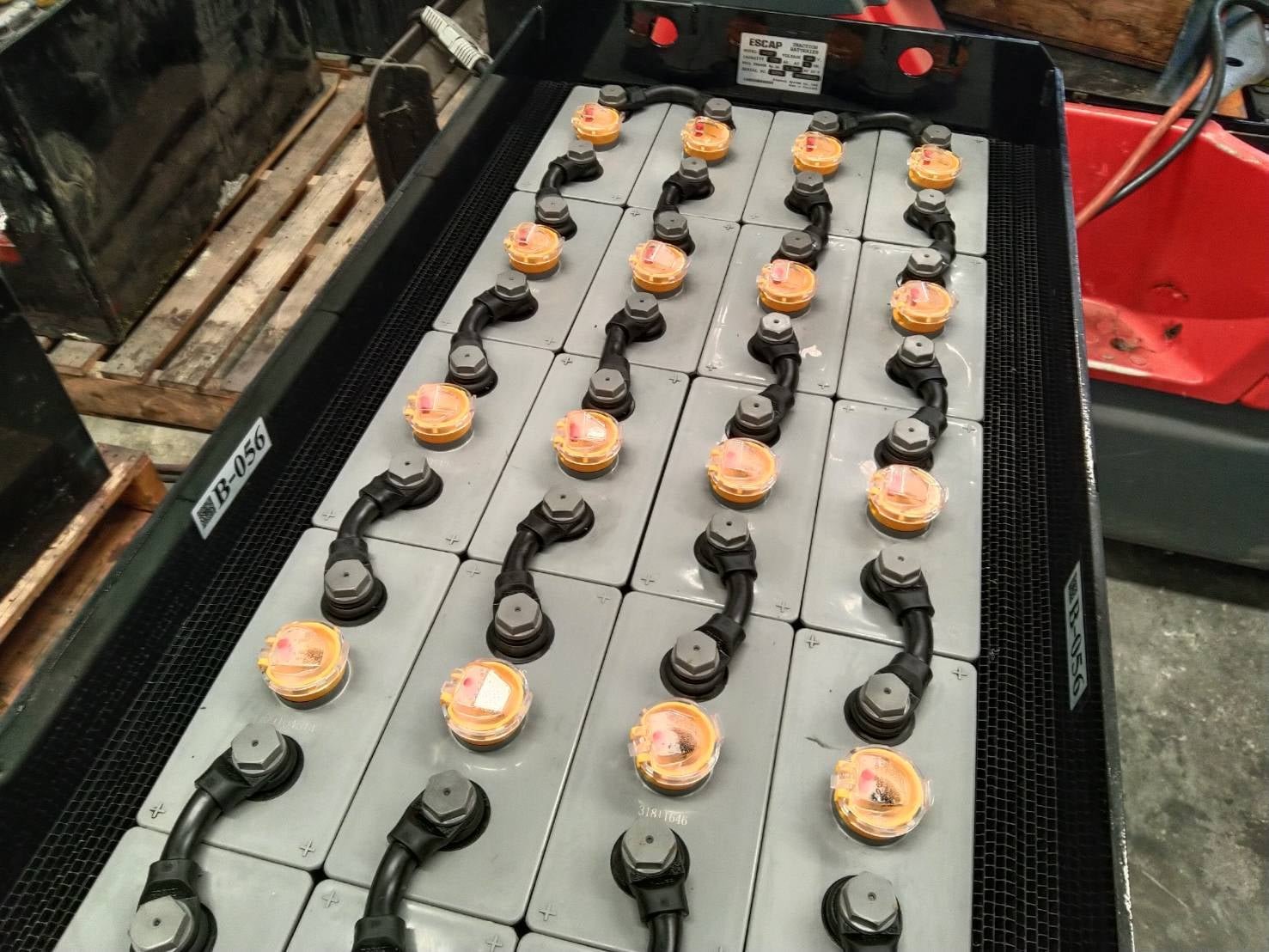 Eternal System - เตรียมแบตเตอรี่ยี่ห้อ ESCAP รุ่น DCS5... | Facebook