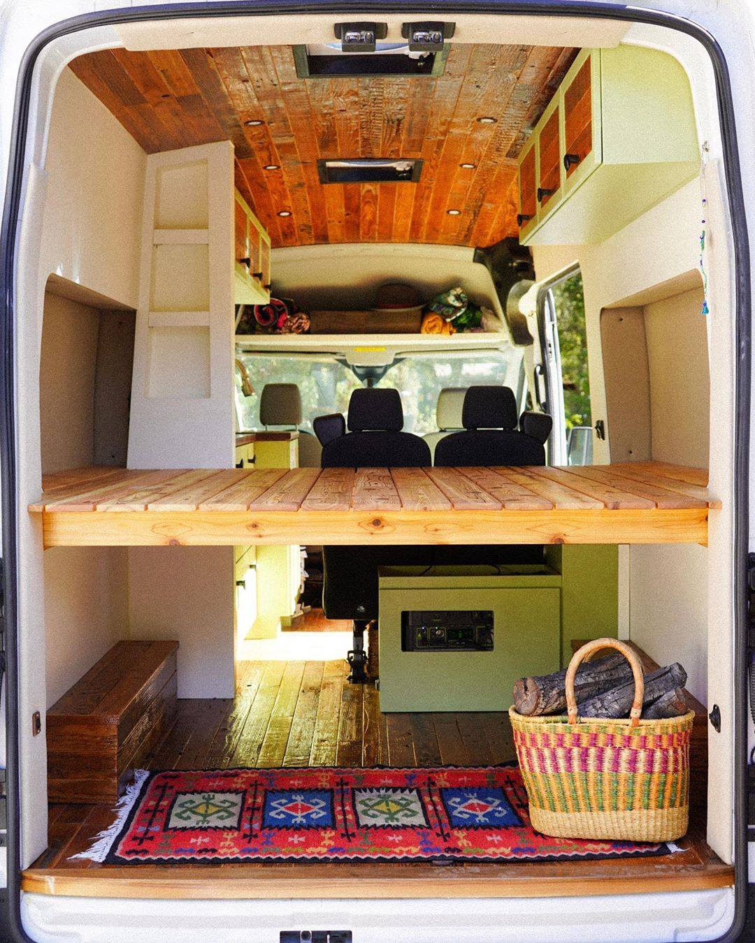 🎁 Vanlife Calendar 2020... - Van Life Explorers