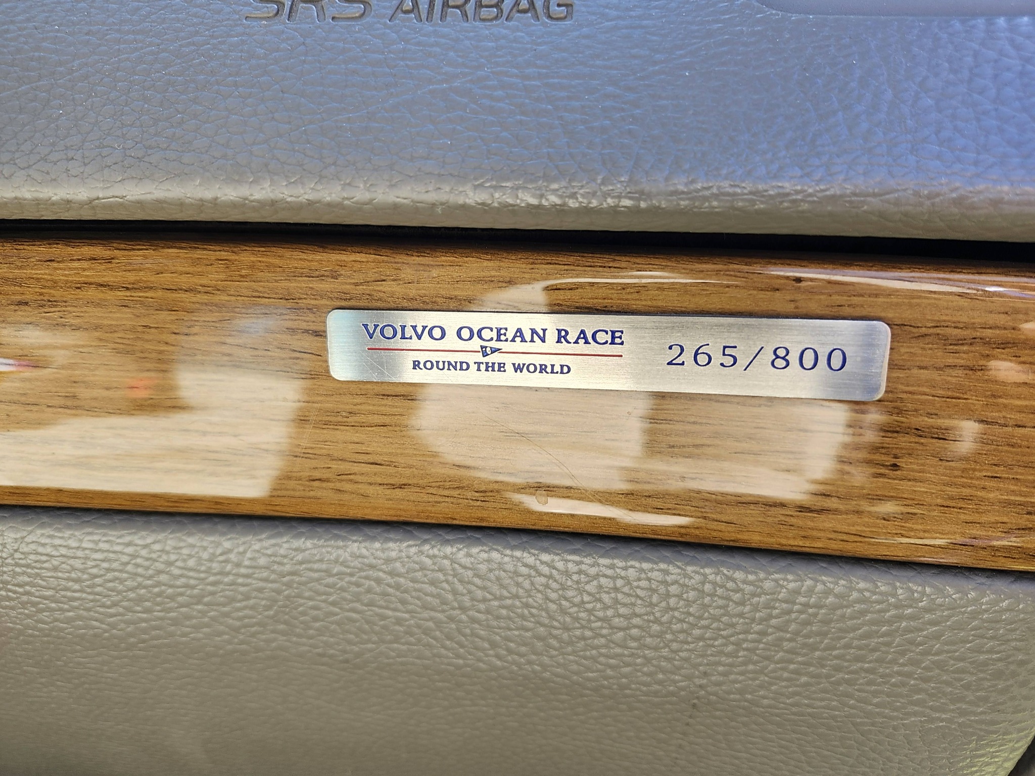 What is a 2006 Volvo XC90 Ocean Race worth with recent repairs?
