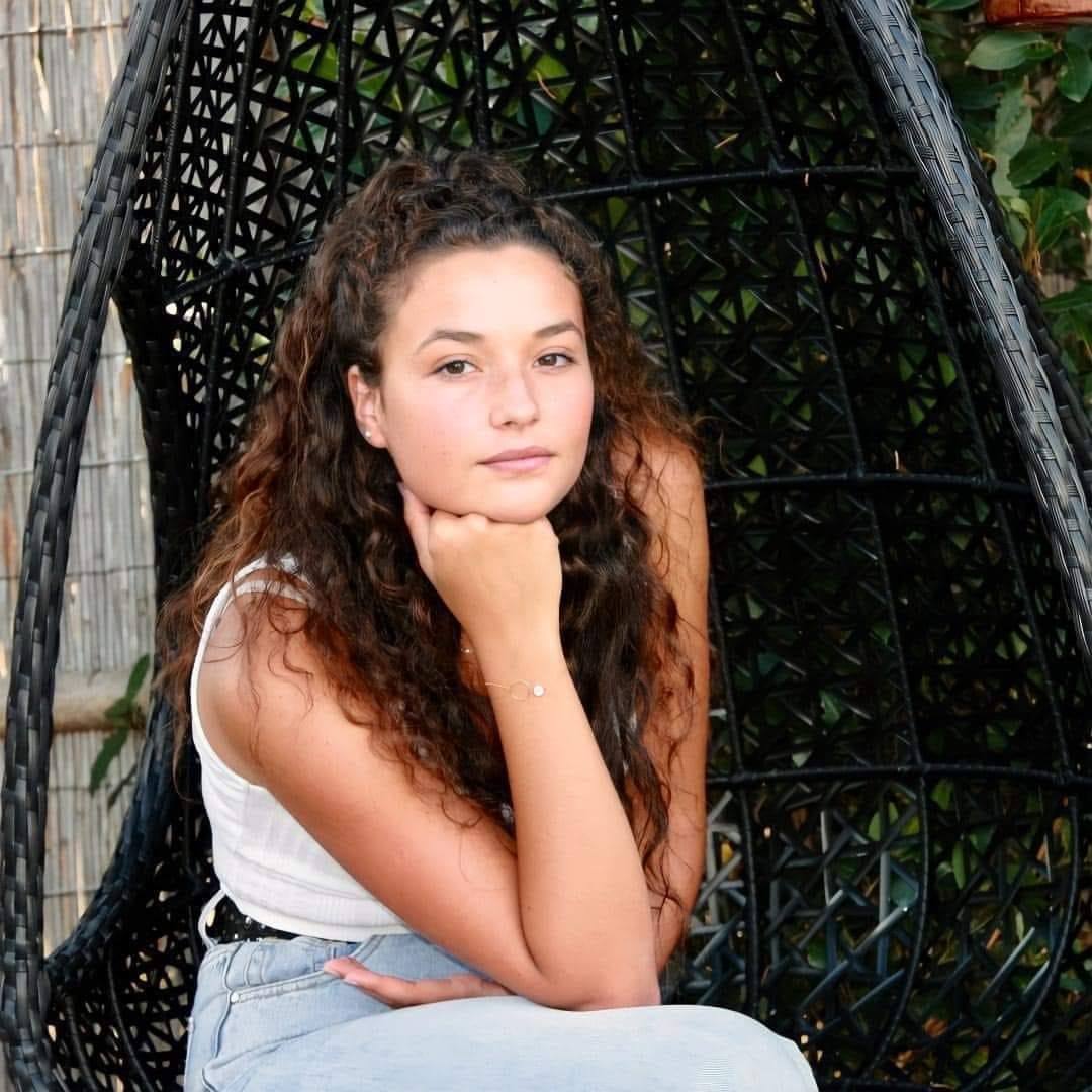 Louvia Bachelier Manon Demain Nous Appartient