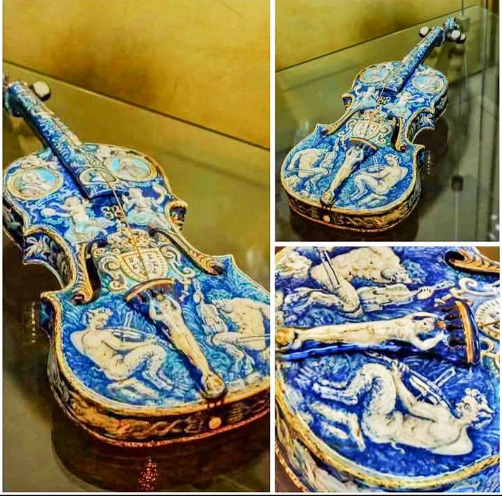 ? Vous connaissez le ténor de violon ? Instrument rare, celui-ci 