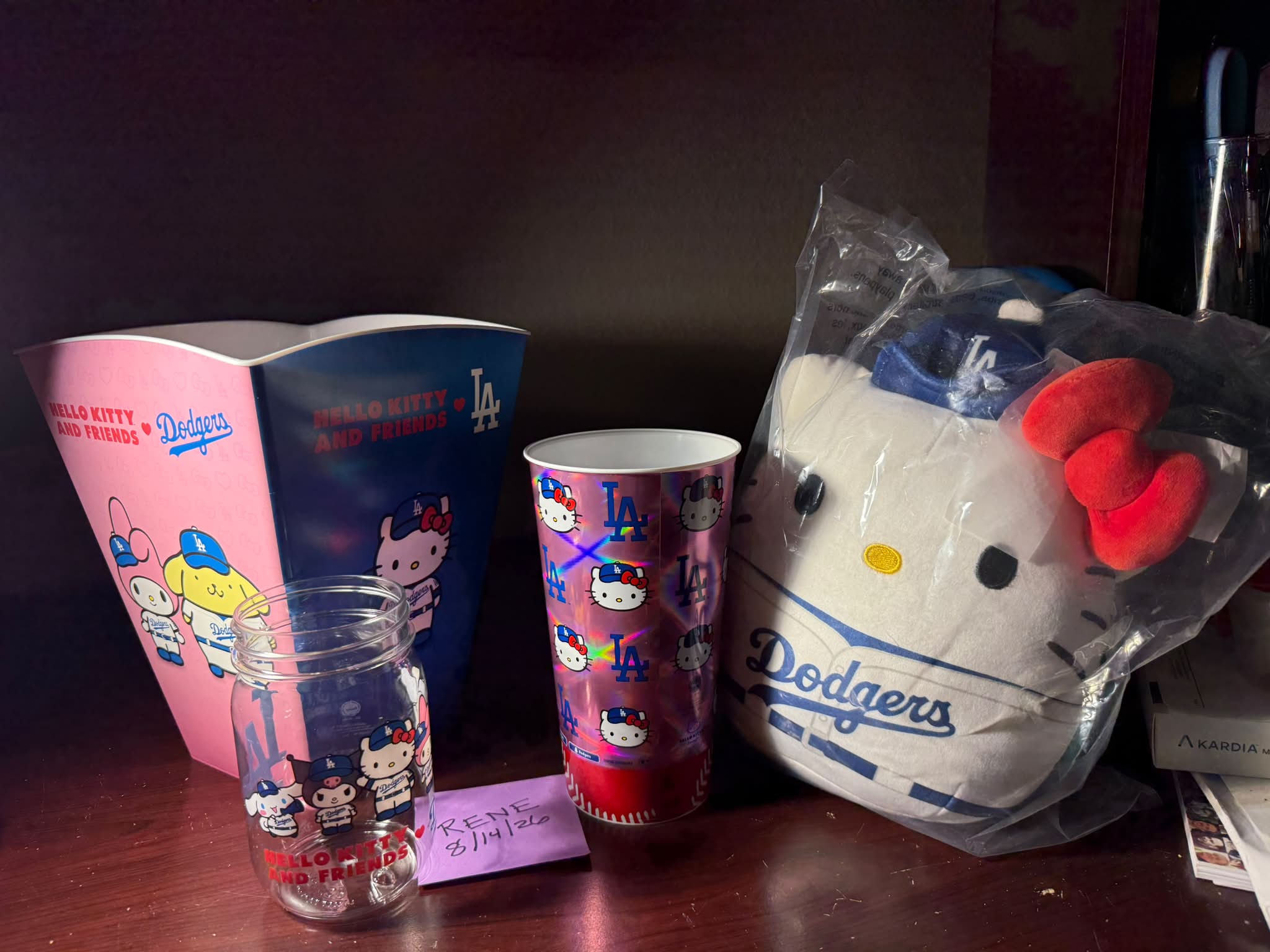A new Dodgers x Hello Kitty plush keychain just came out 🤩 Hello