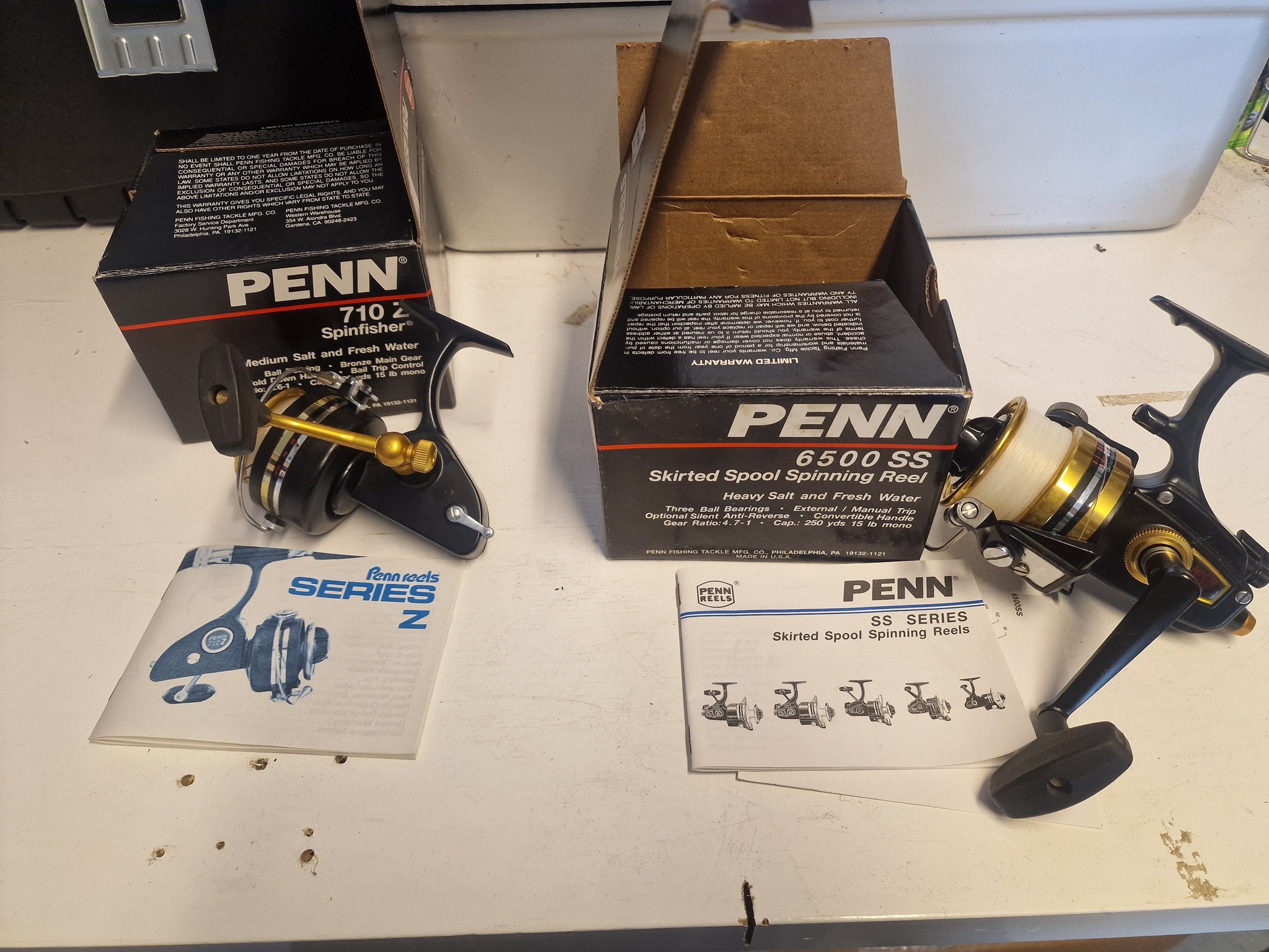penn 710 spinning reel Vintage USA Made "Greenie" Surf This Vintage Penn 710Z spinning reel is a beautifully preserved example of American craftsmanship Penn 710Z - spool rotates