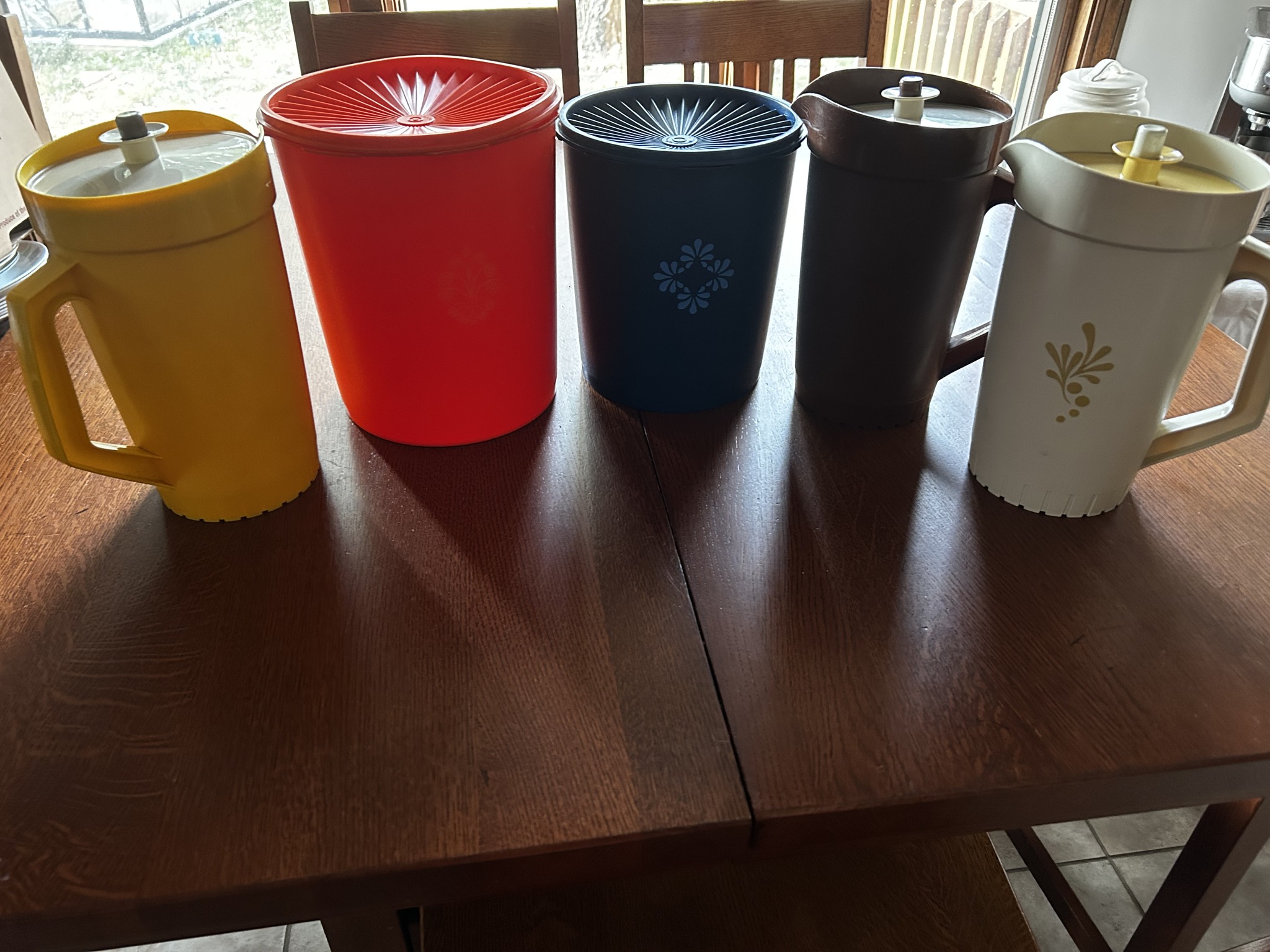 Tupperware. Each piece is $14 plus shipping. Smoke free home.