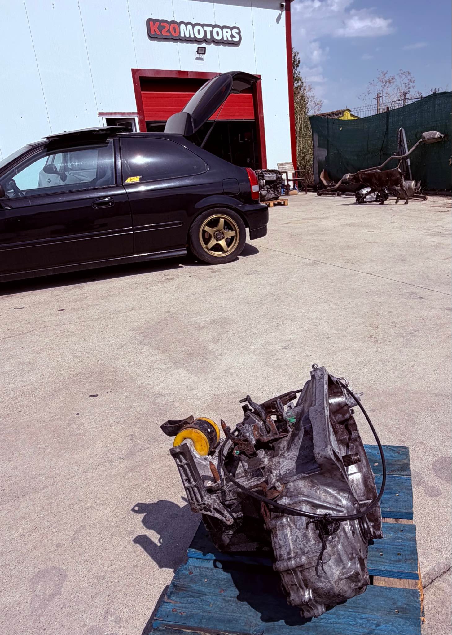 JDM Y2M3 type r k20a gearbox with lsd from factory and the shorter
