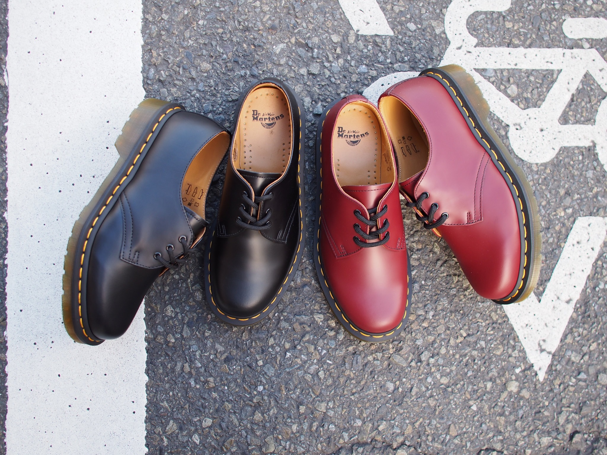 Supreme × Dr.Martens 3 Eye Shoe Red Supreme®/Dr. Martens® Supreme 