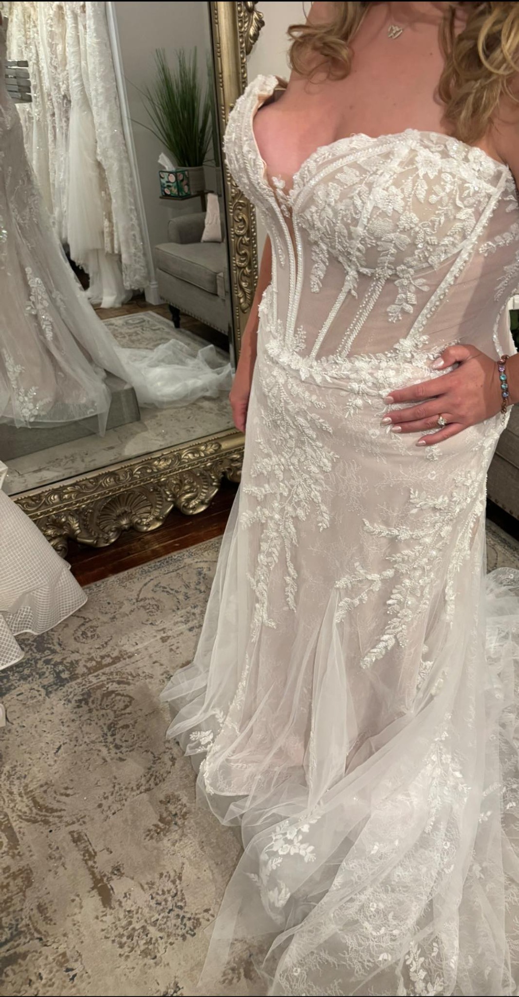 help my bridesmaid dress is too small Has anyone ever had the issue of their being when it arrived in store? 🙈 Floor length