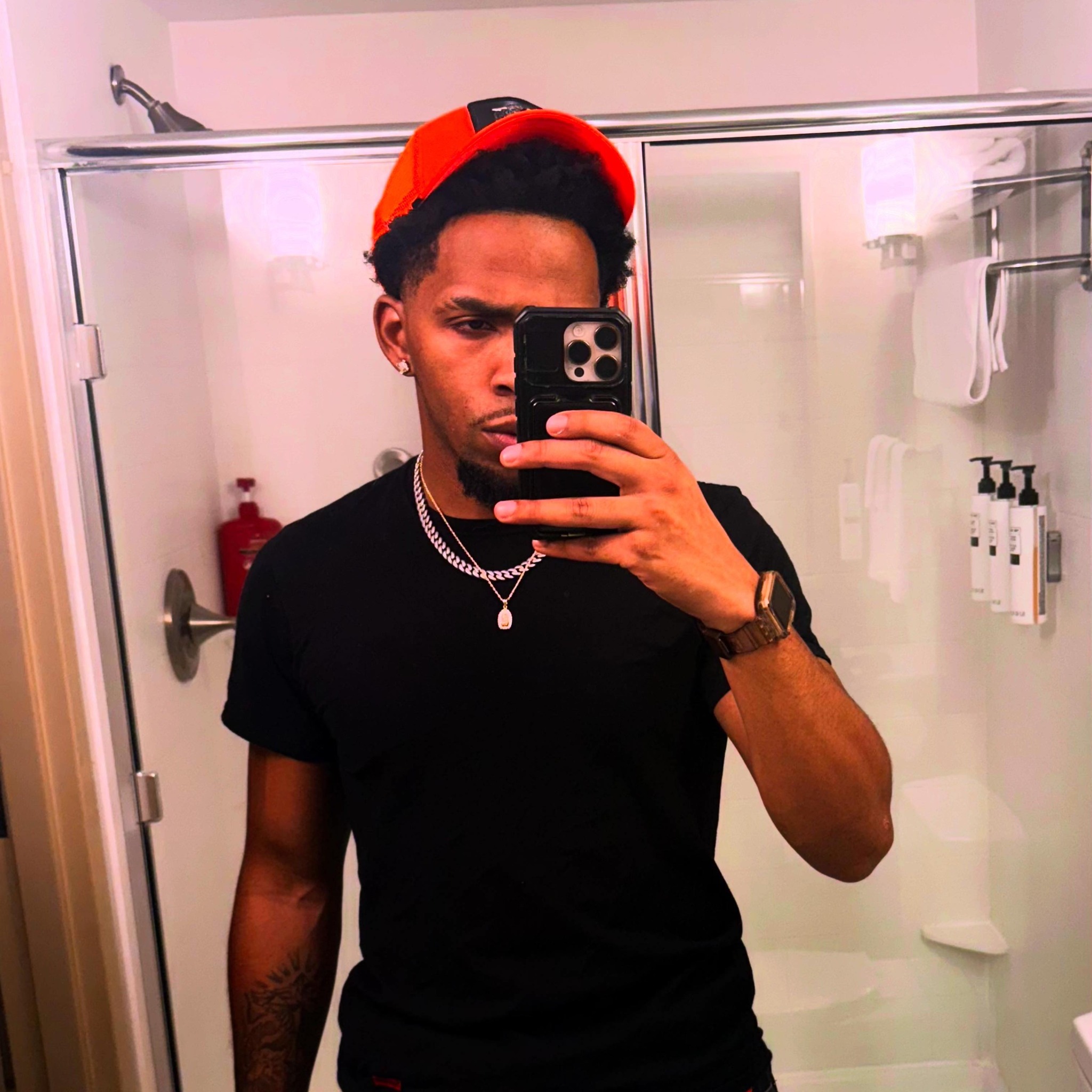 THE HALLOWEEN GAME IS PRETTY FUN…🙂 Twitch.tv/AaronALLME #halloween # ...