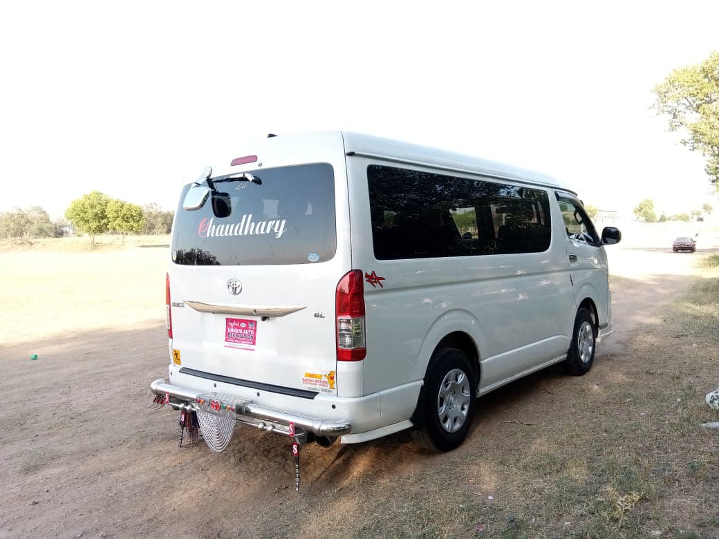 Ghamkol Shareef Rent A Car