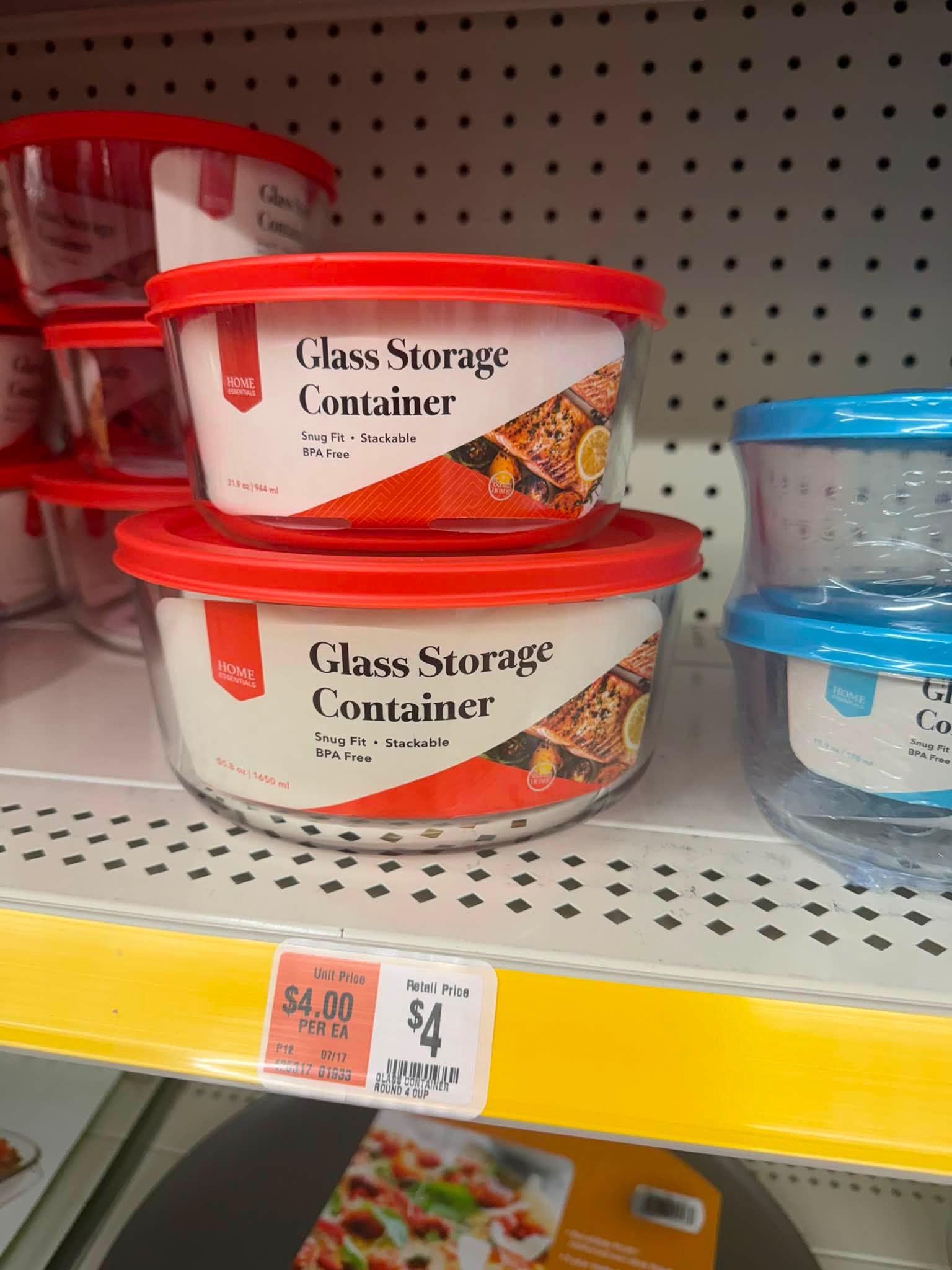 骨太生活 MBP Glass storage containers with lids at Dollar Tree for $4