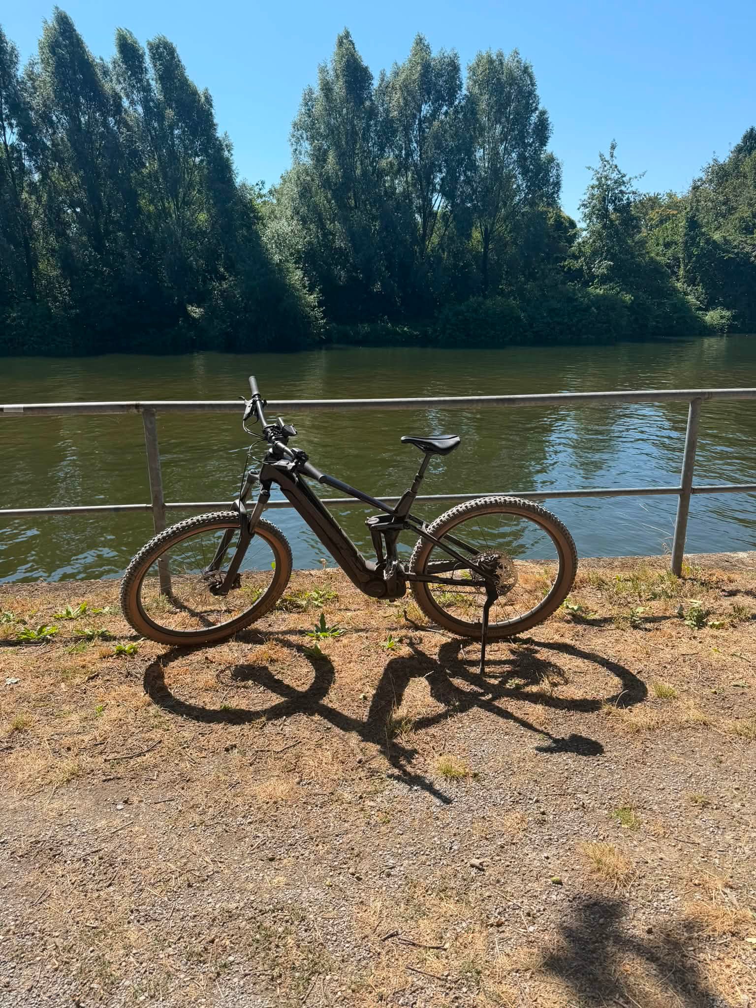 look pedale shimano kompatibel Grip Fahrrad-Cleats mit Keo Pedal Pedalen, 3-Loch Carbon Rennrad-Cleats, mit Hosenklammer Fahrrad Road Pedalplatten, Stollen Für Fahrradzubehör für Rennrad & Trekking(Grau 4.5°) Sport & Freizeit huimblase PE-Handschuhe gehämmert (Dispenser) HDPE, Primärfarbe:Rot
