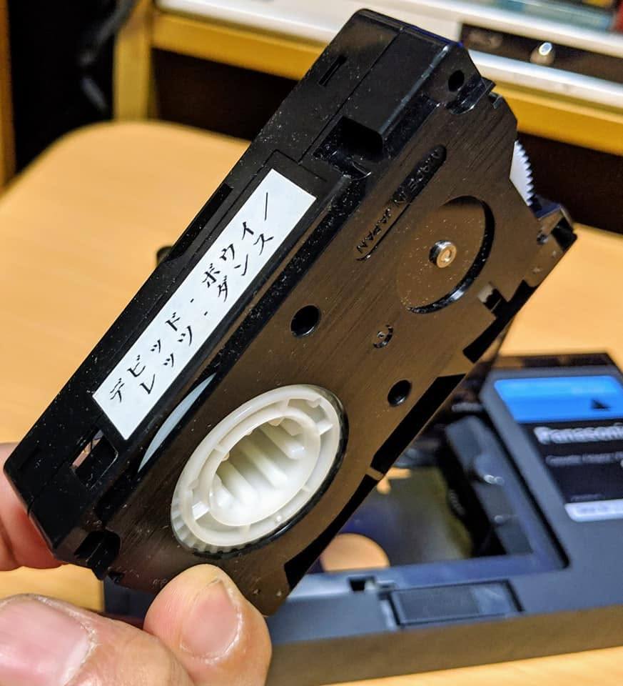 VHS-Cビデオカセット アダプターにセットすれば普通のVHSビデオデッキ