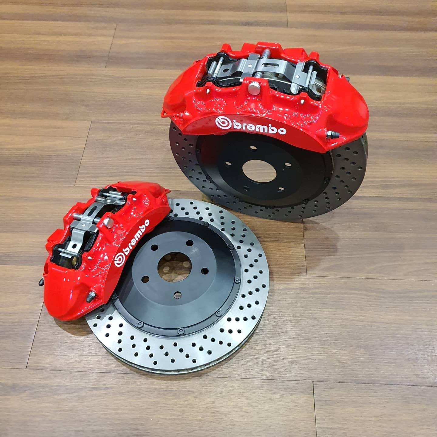 2nd Original Brembo monoblock 6 pot x... - Prospect Autoline