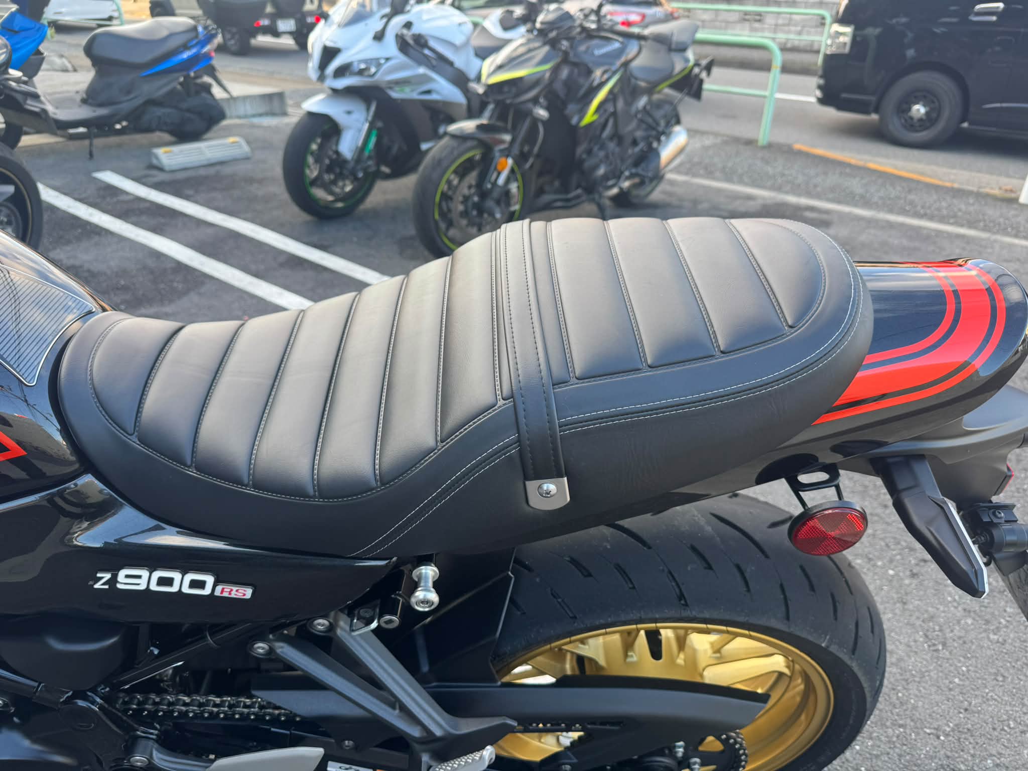 NITRO RACING（ナイトロレーシング） ラウンドワイドラジエーター取付