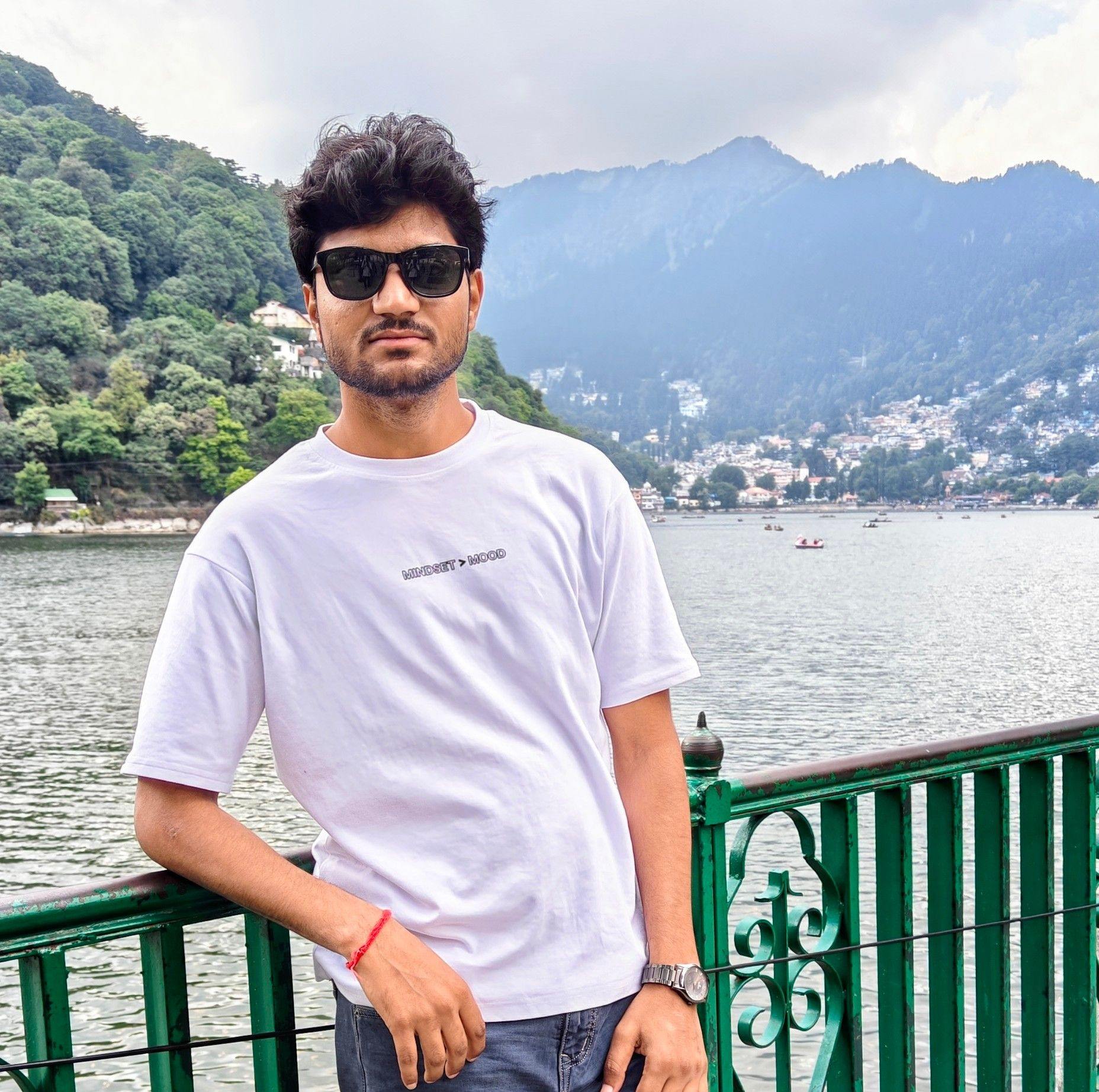 Just look at the sunset☀️ | Khagesh Pathak
