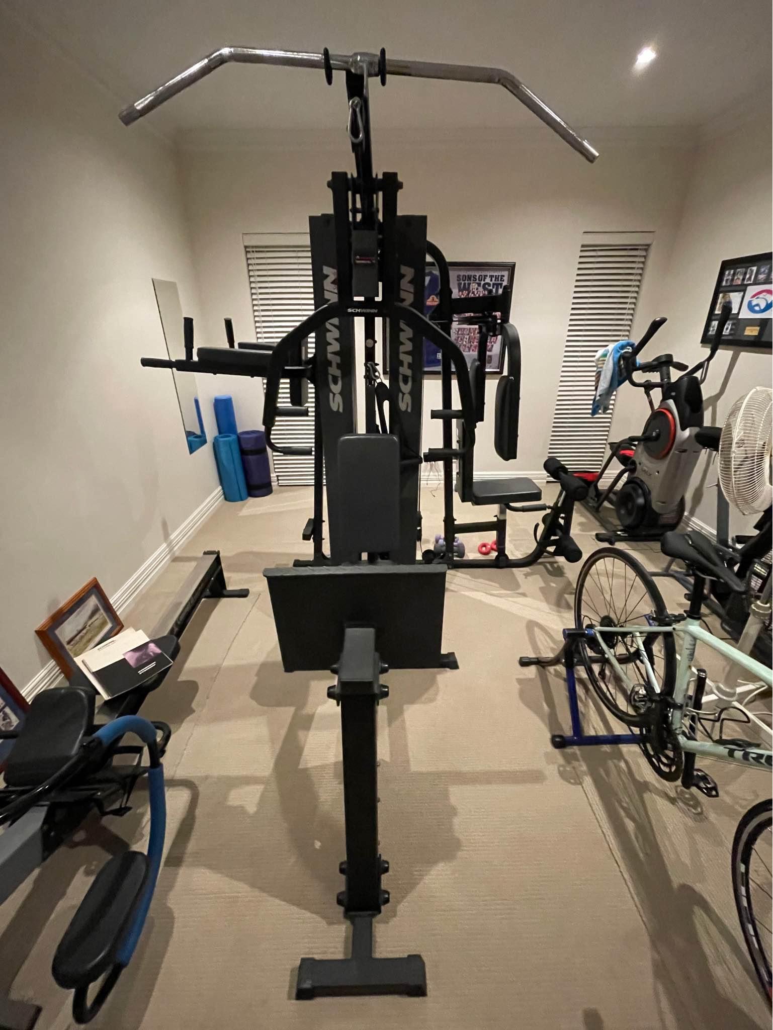 Schwinn 780si Multi Station Home Gym - Weight Lifting Machines & Racks ...