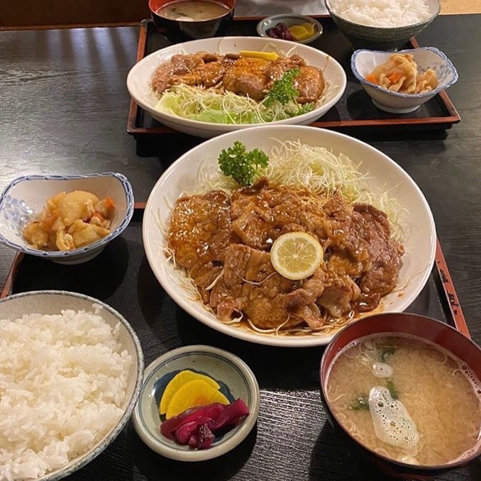 食事処鹿曲 野菜たっぷり 焼肉定食 太鼓の練習帰りの 御牧太鼓 の イケメンお兄様 太鼓打ちの Facebook