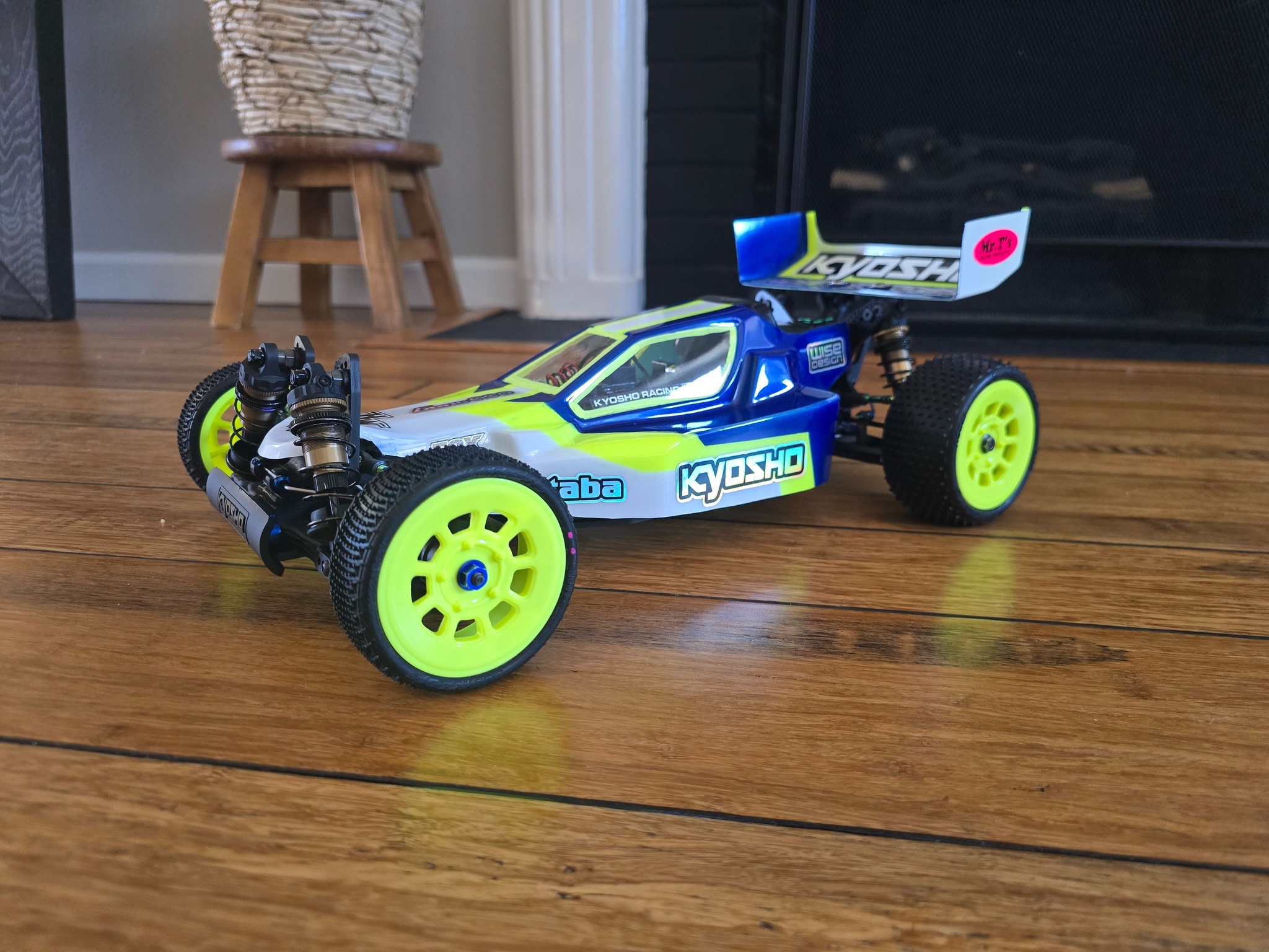 Vintage Kyosho Lazer ZX RC car ready for carpet race