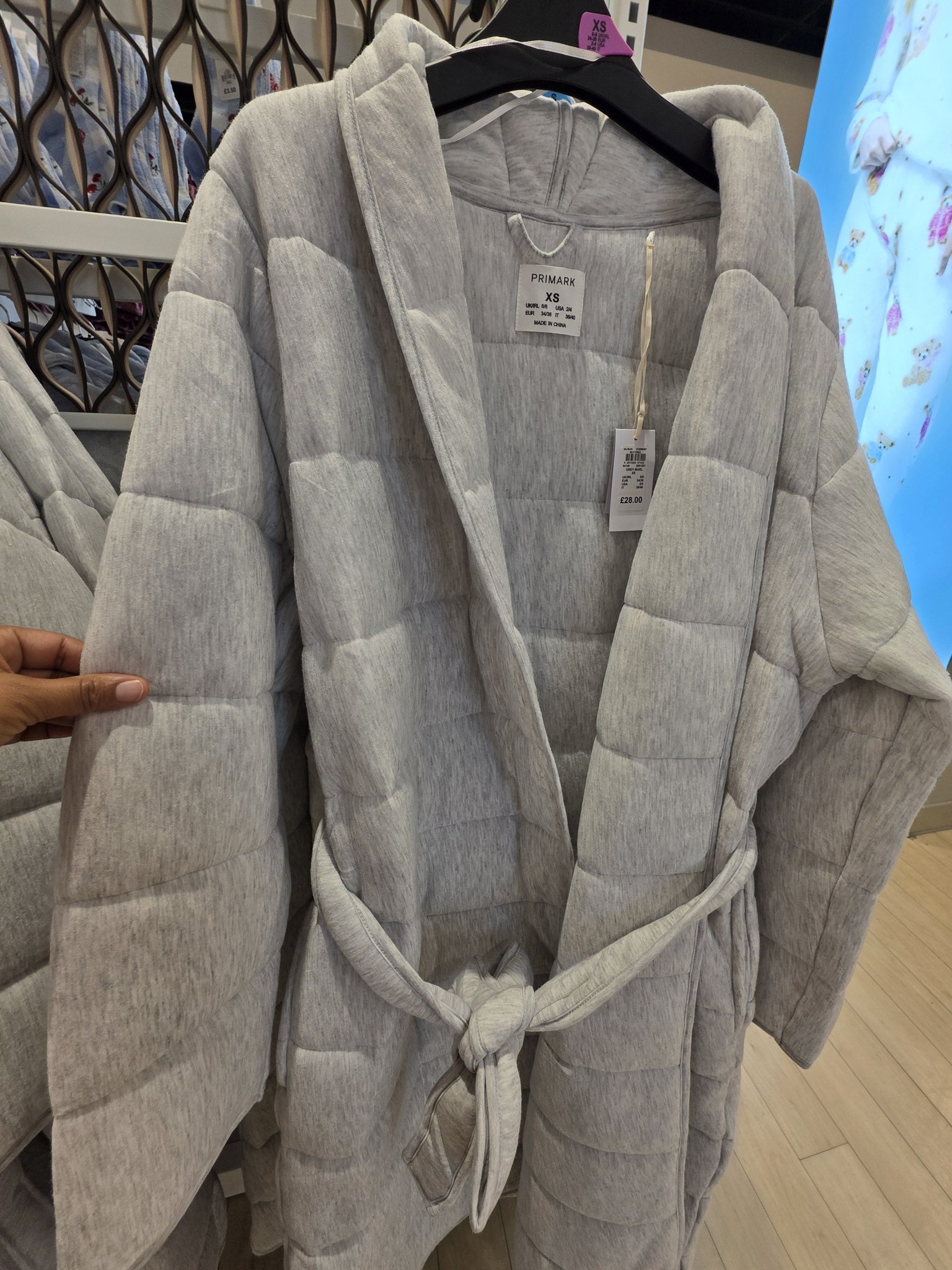 grey dressing gown primark vs M&S light quilted price comparison Femme primark