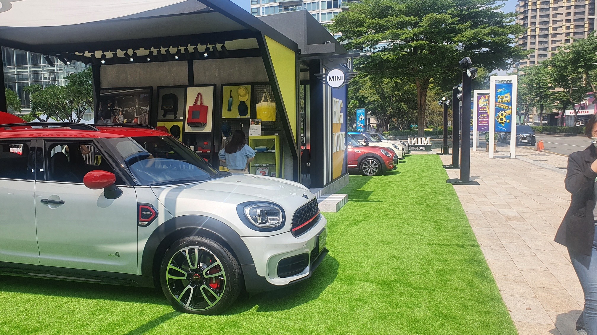 BMW 台中汎德 - #MINI 迷你成癮_掀背車系巡迴展 || 台中首站強勢回歸，熱情開幕！... | Facebook